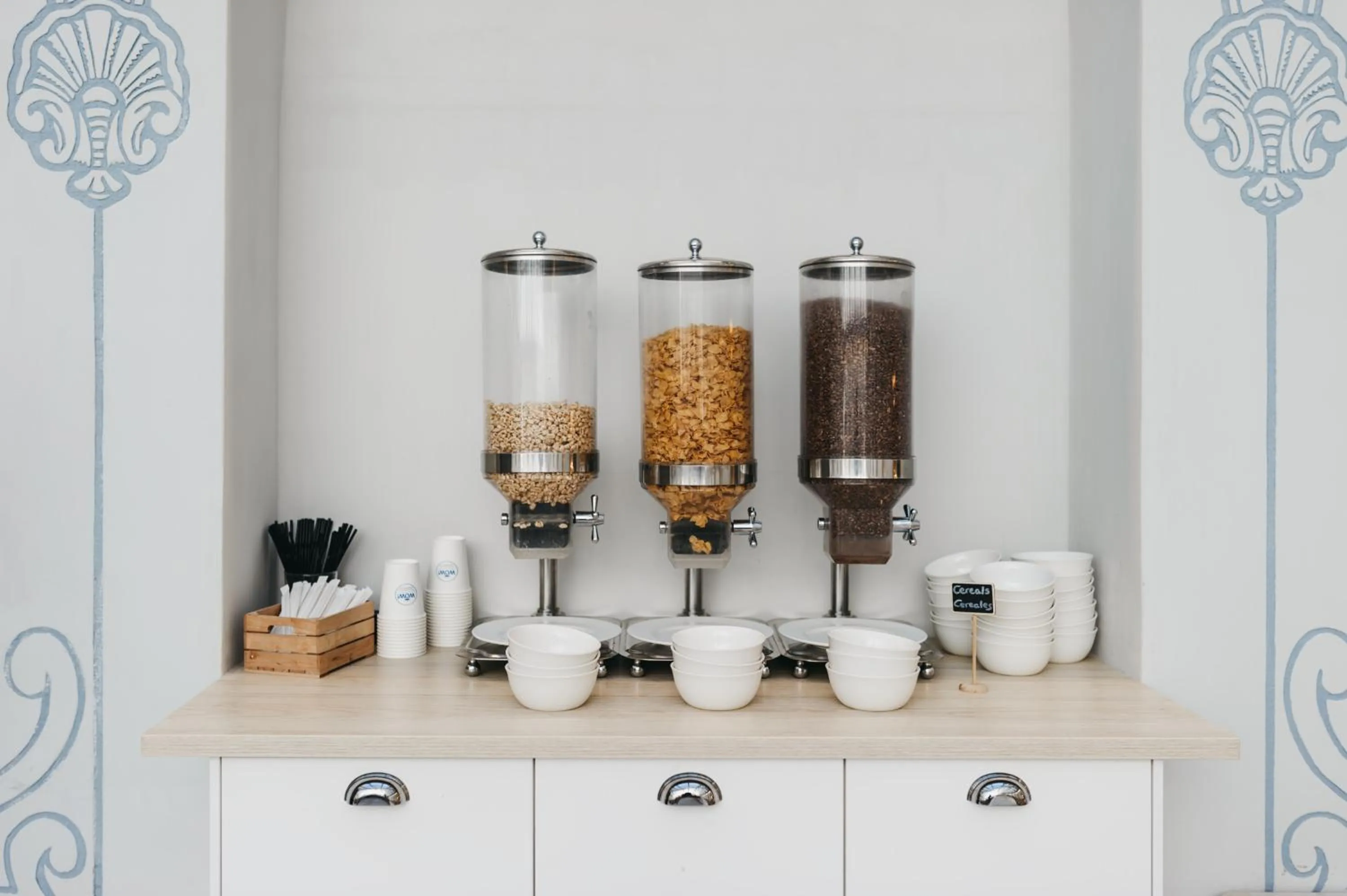 Breakfast in Oriente Atiram Hotel