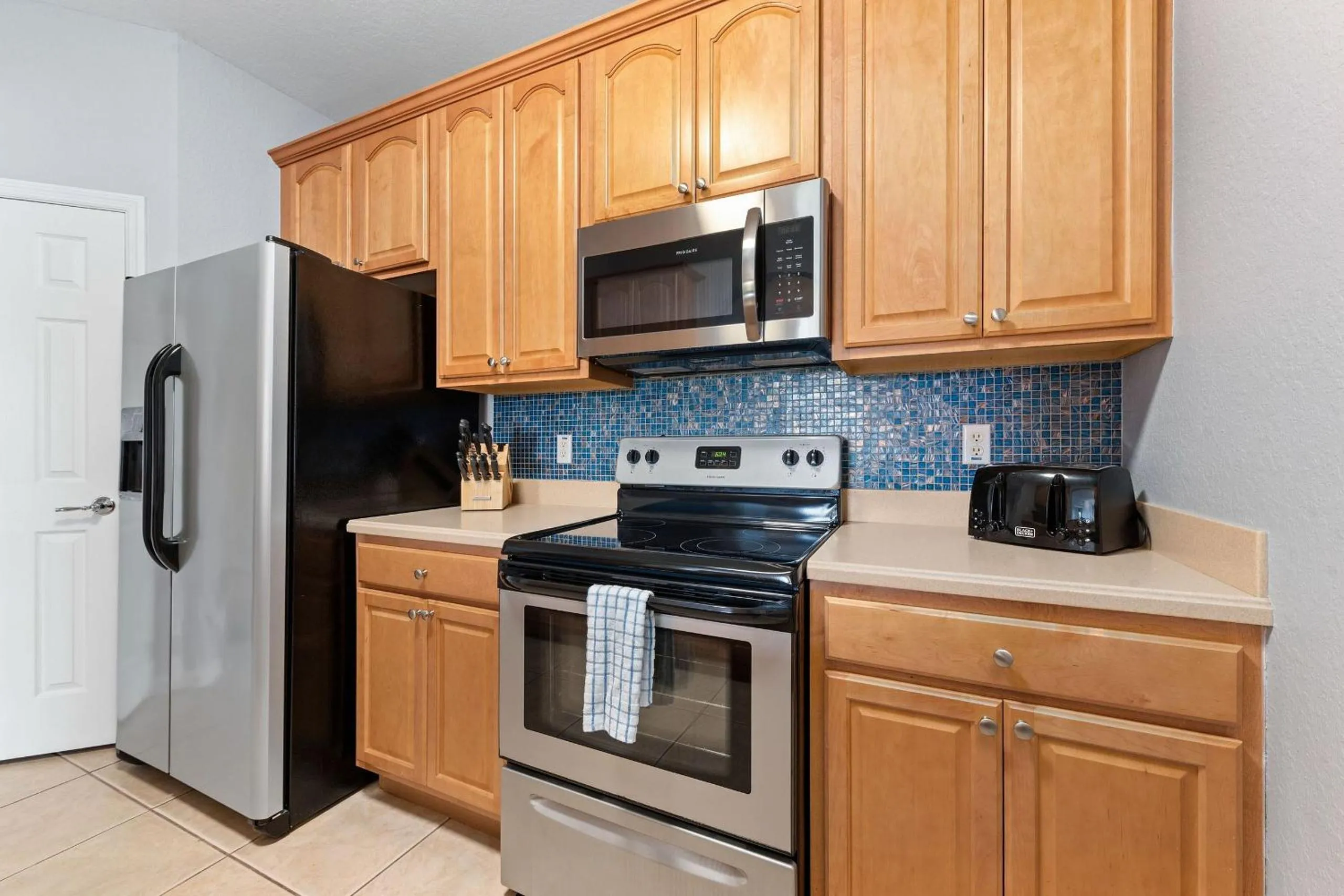 dishwasher in Vista Cay Resort