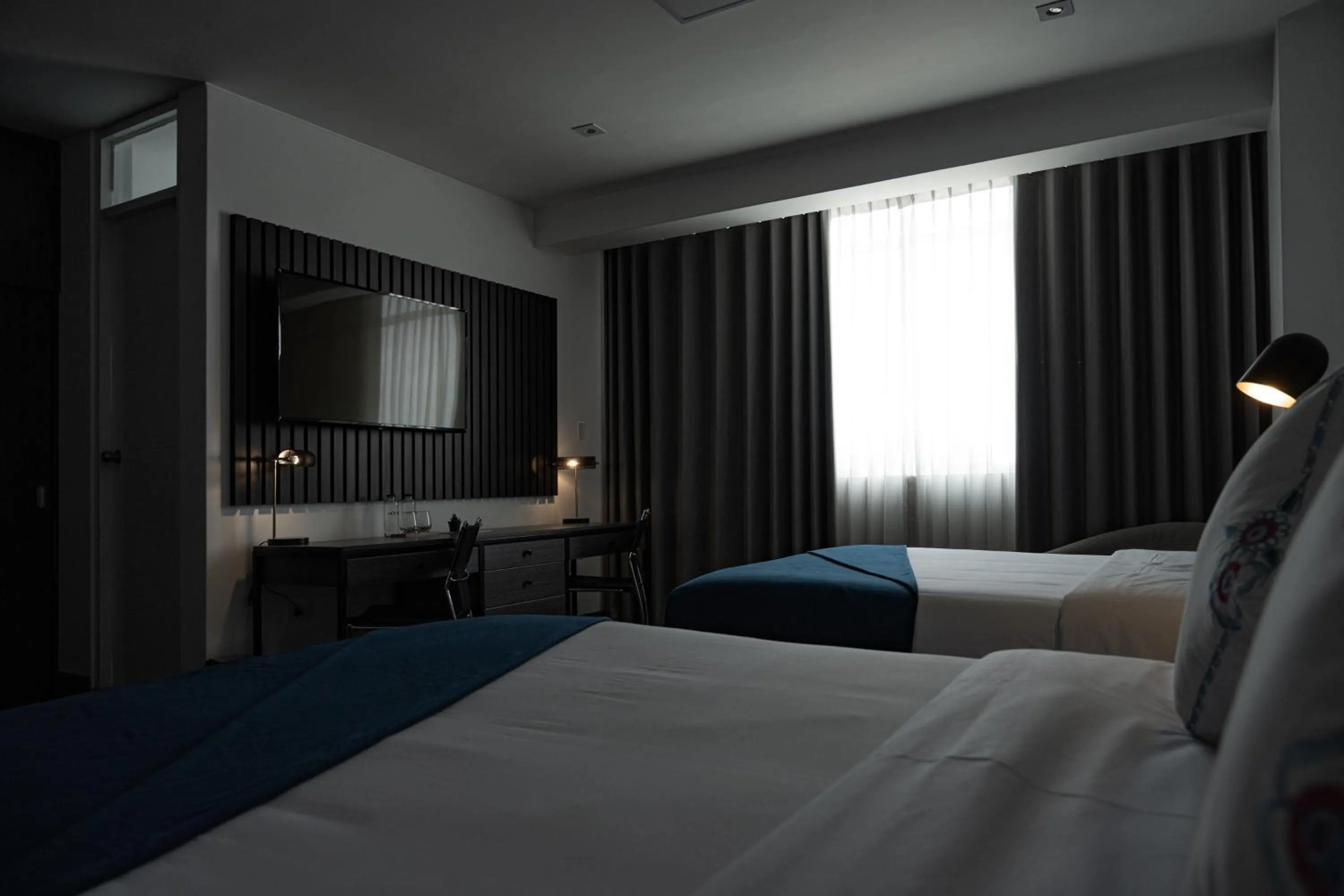 TV and multimedia in QASA Arequipa by NOMAD