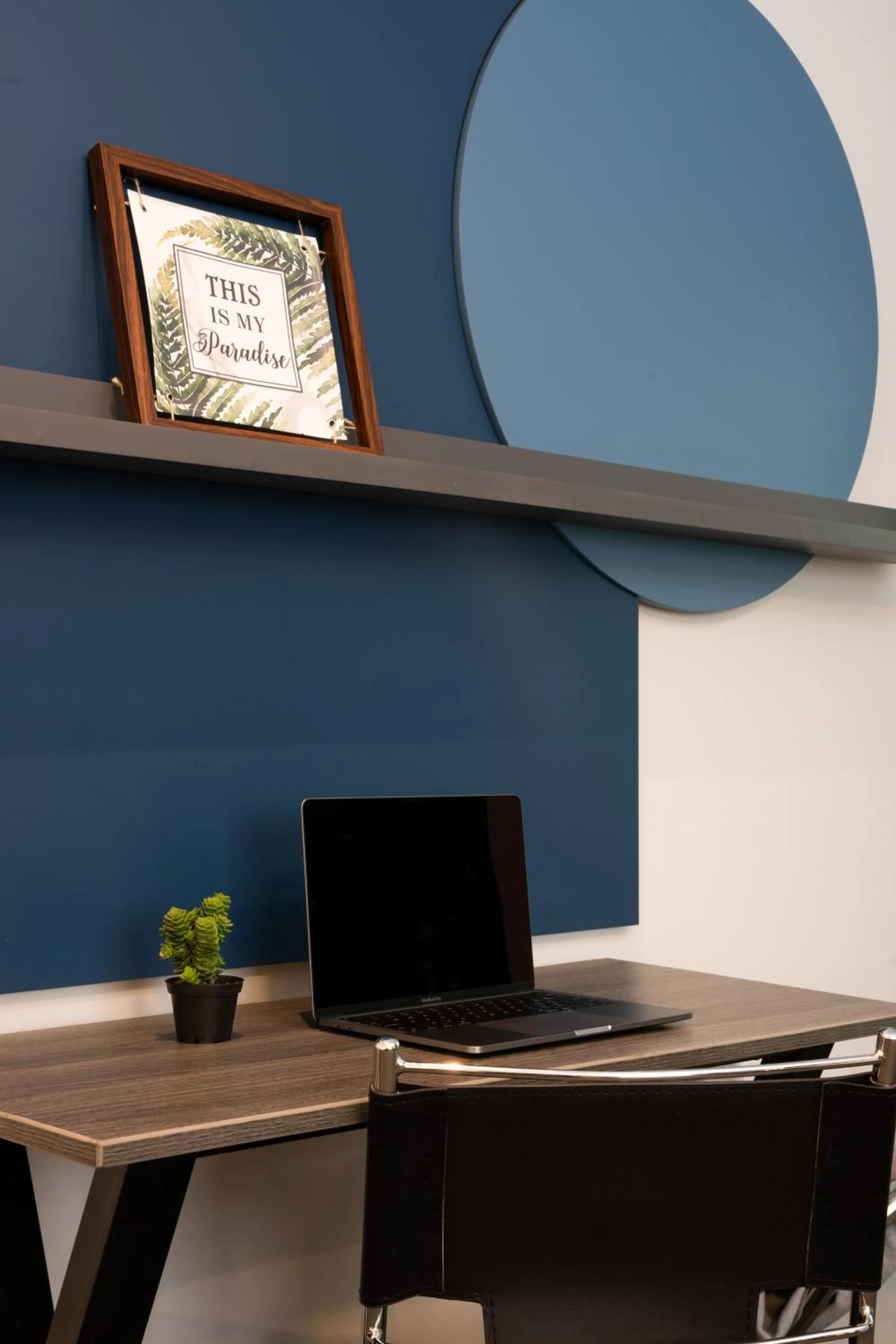 hair dresser in QASA Arequipa by NOMAD