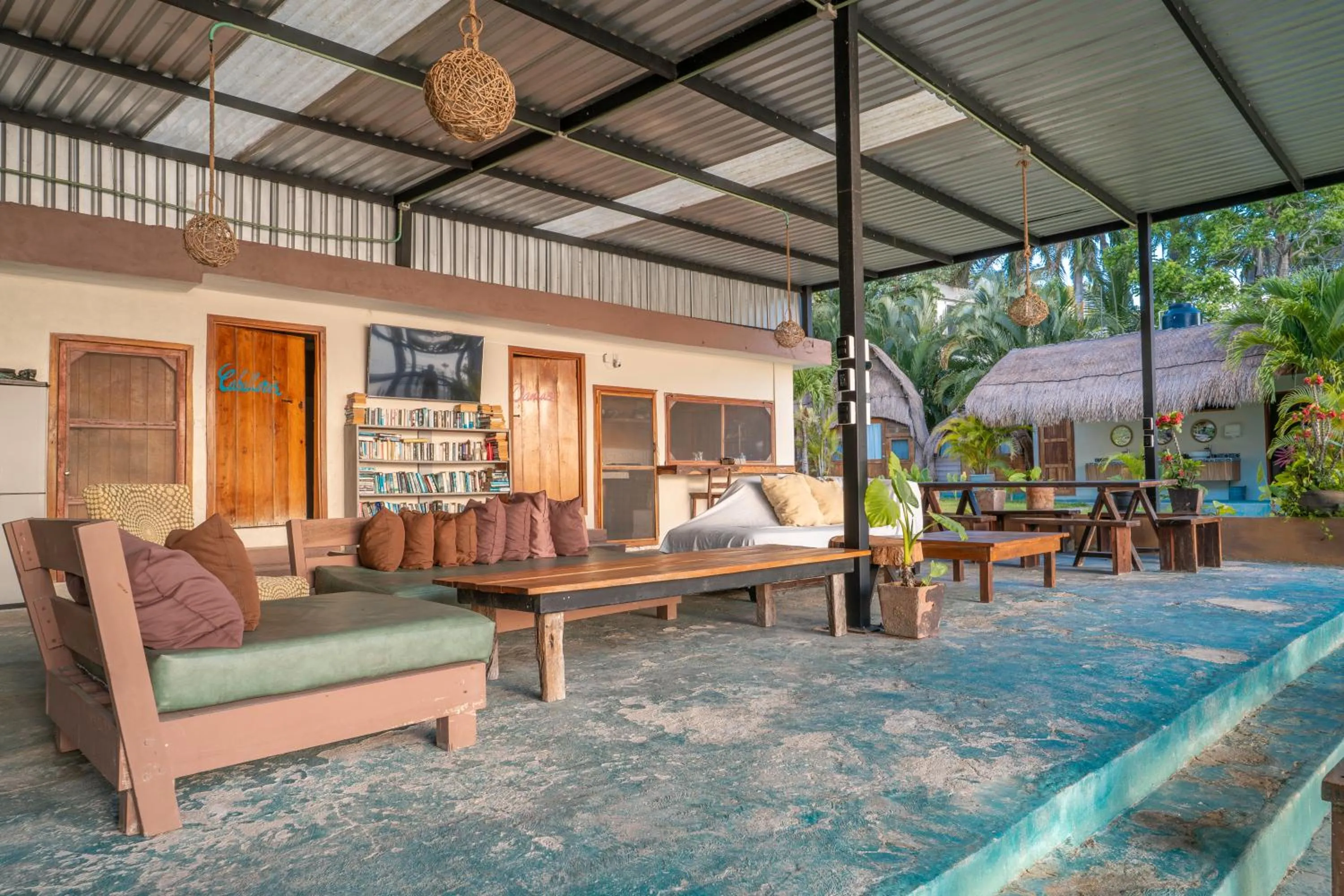 Living room in Pepos Xul-Ha