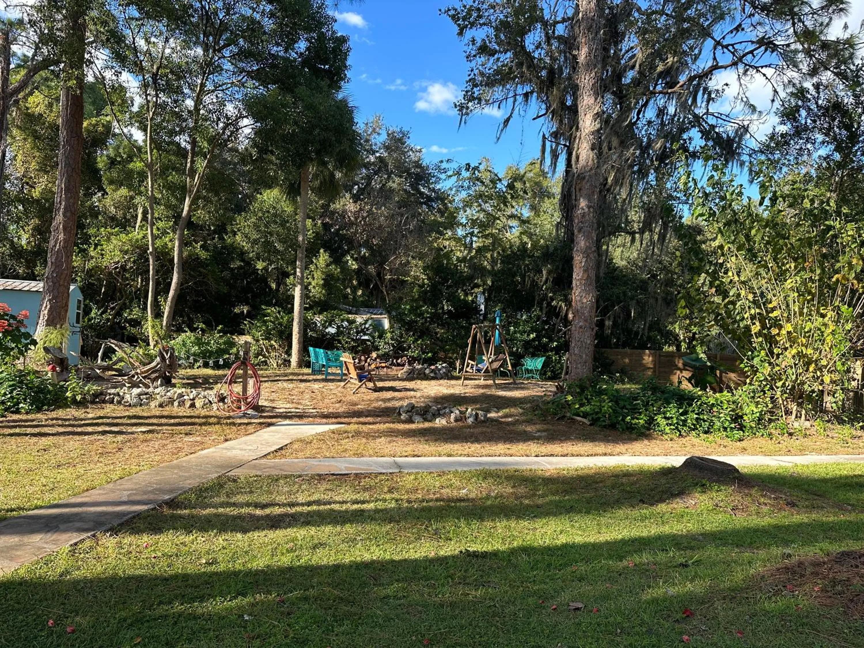 Nature Coast Inn & Cottages