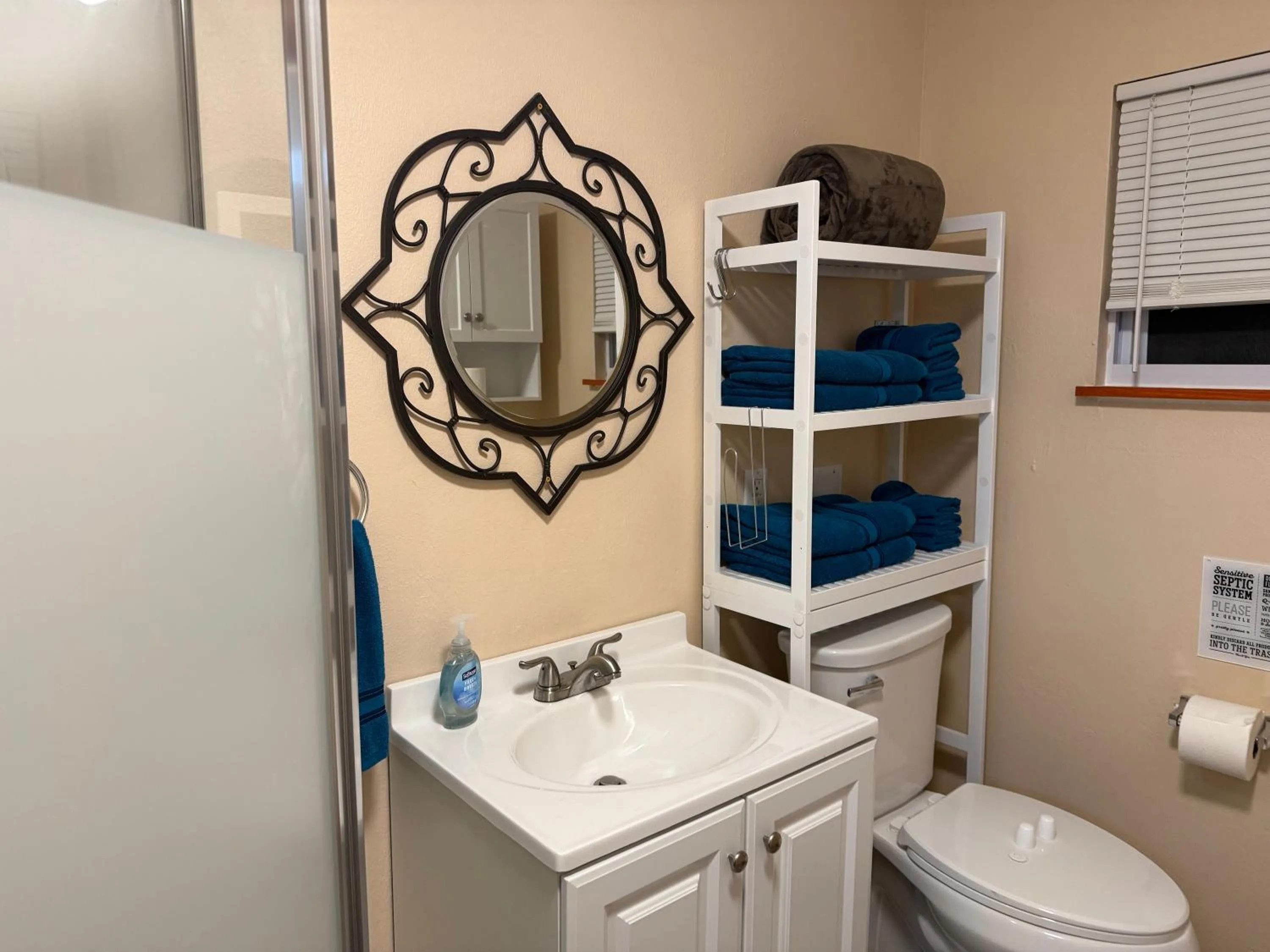 Nature Coast Inn & Cottages