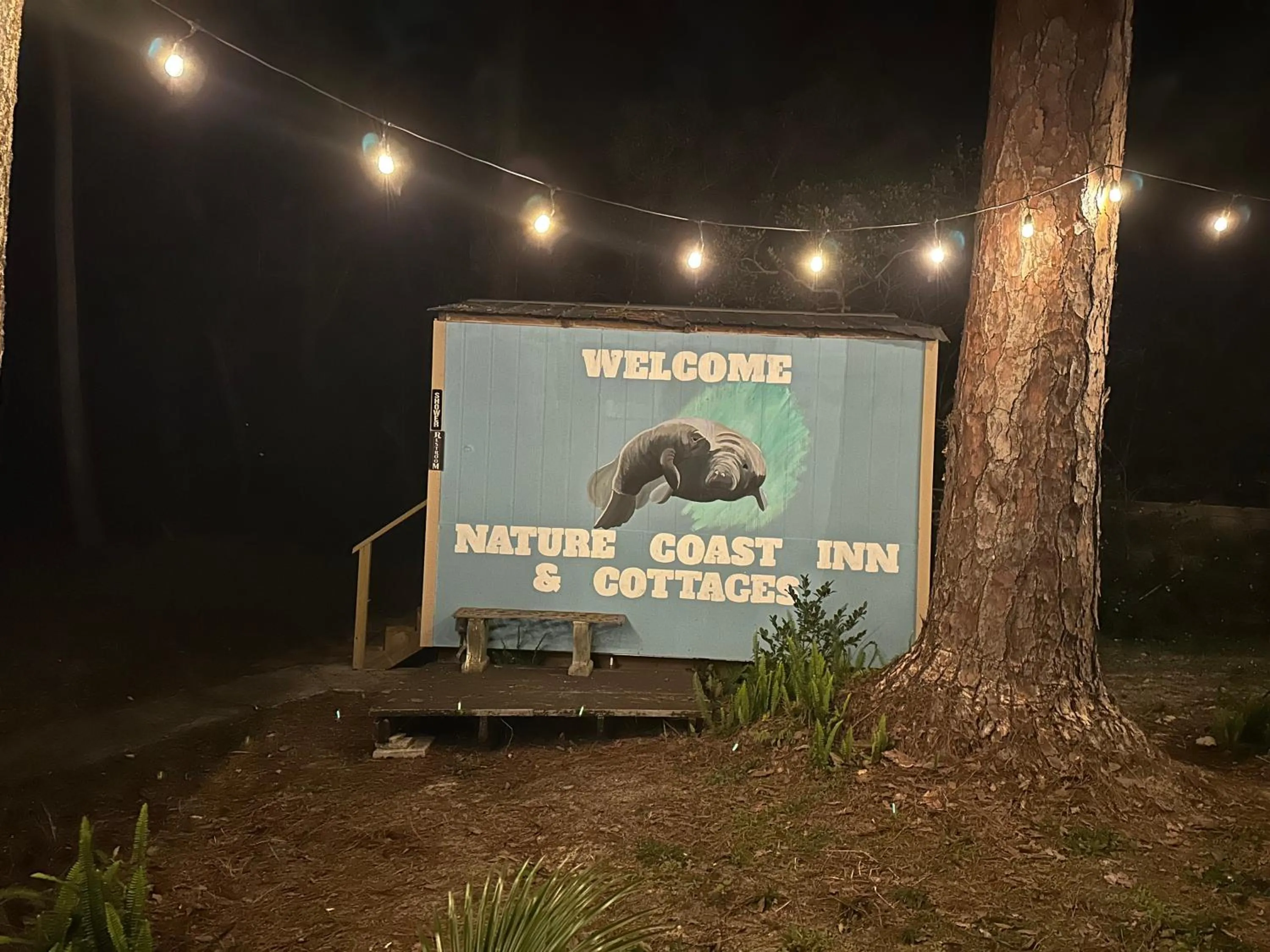 Nature Coast Inn & Cottages