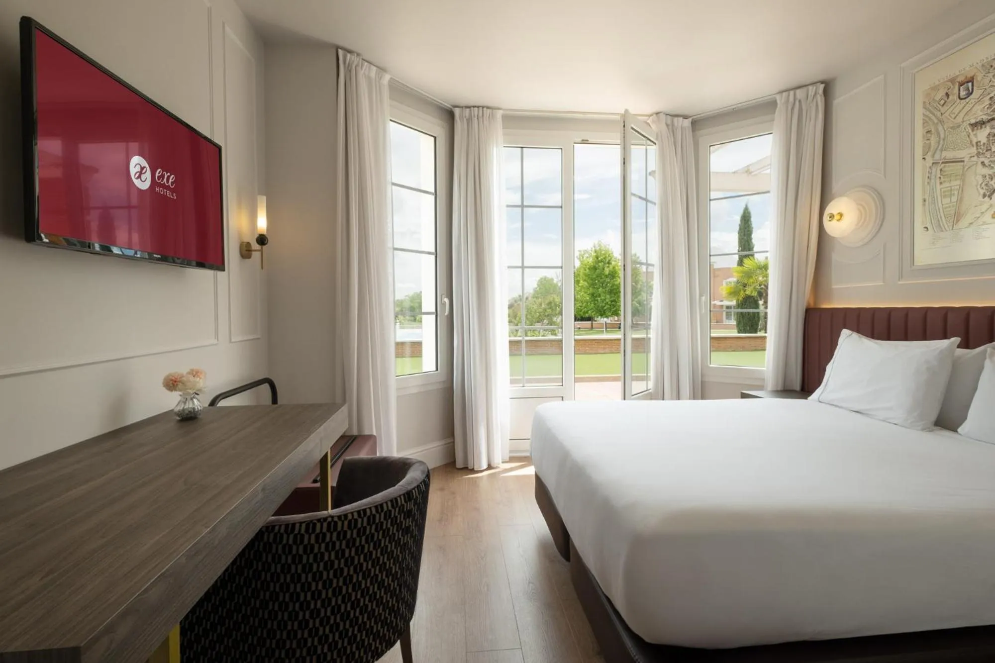 Bed in Exe Zarzuela Park