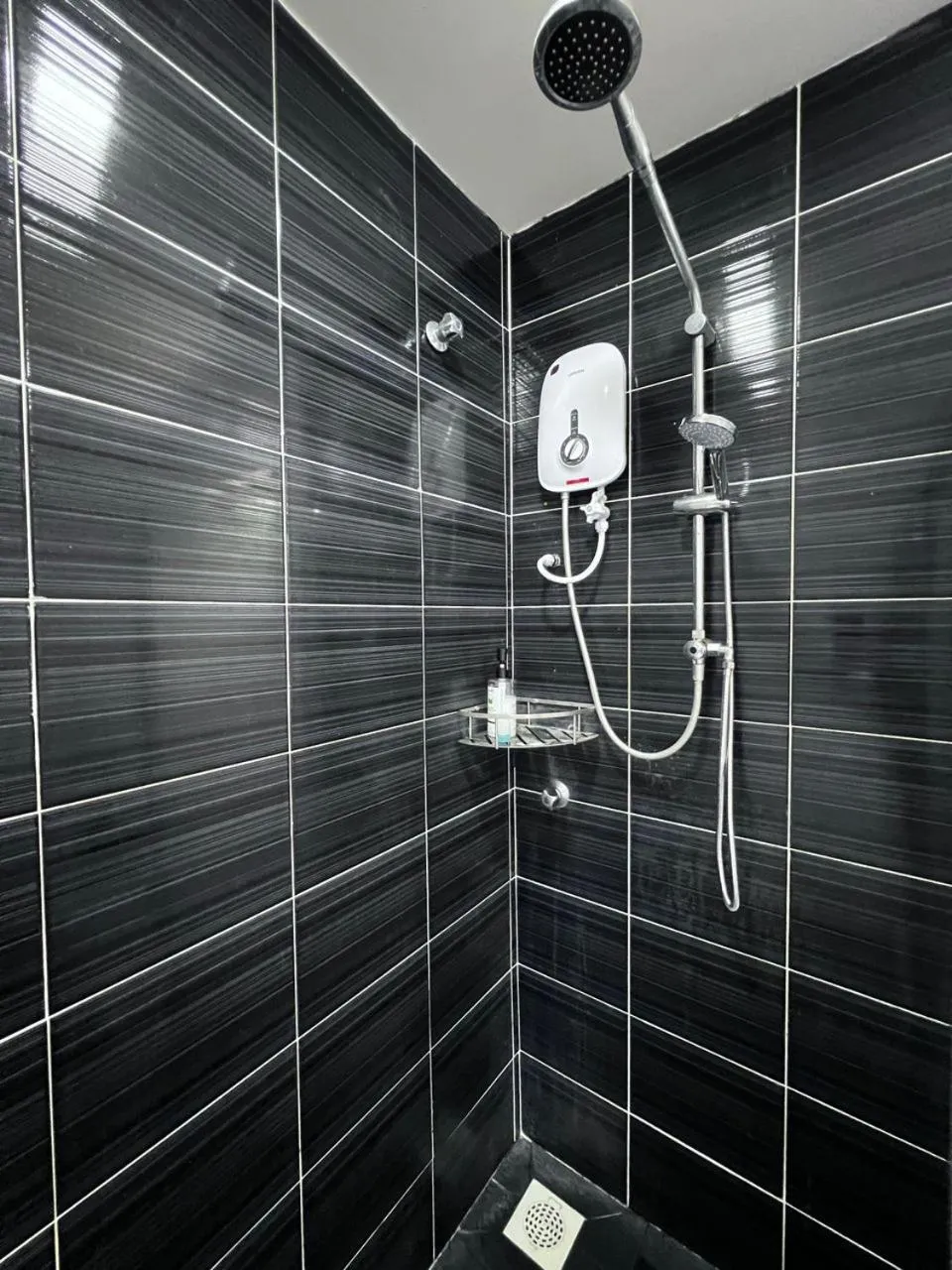 Shower in Naam Boutique Lodge