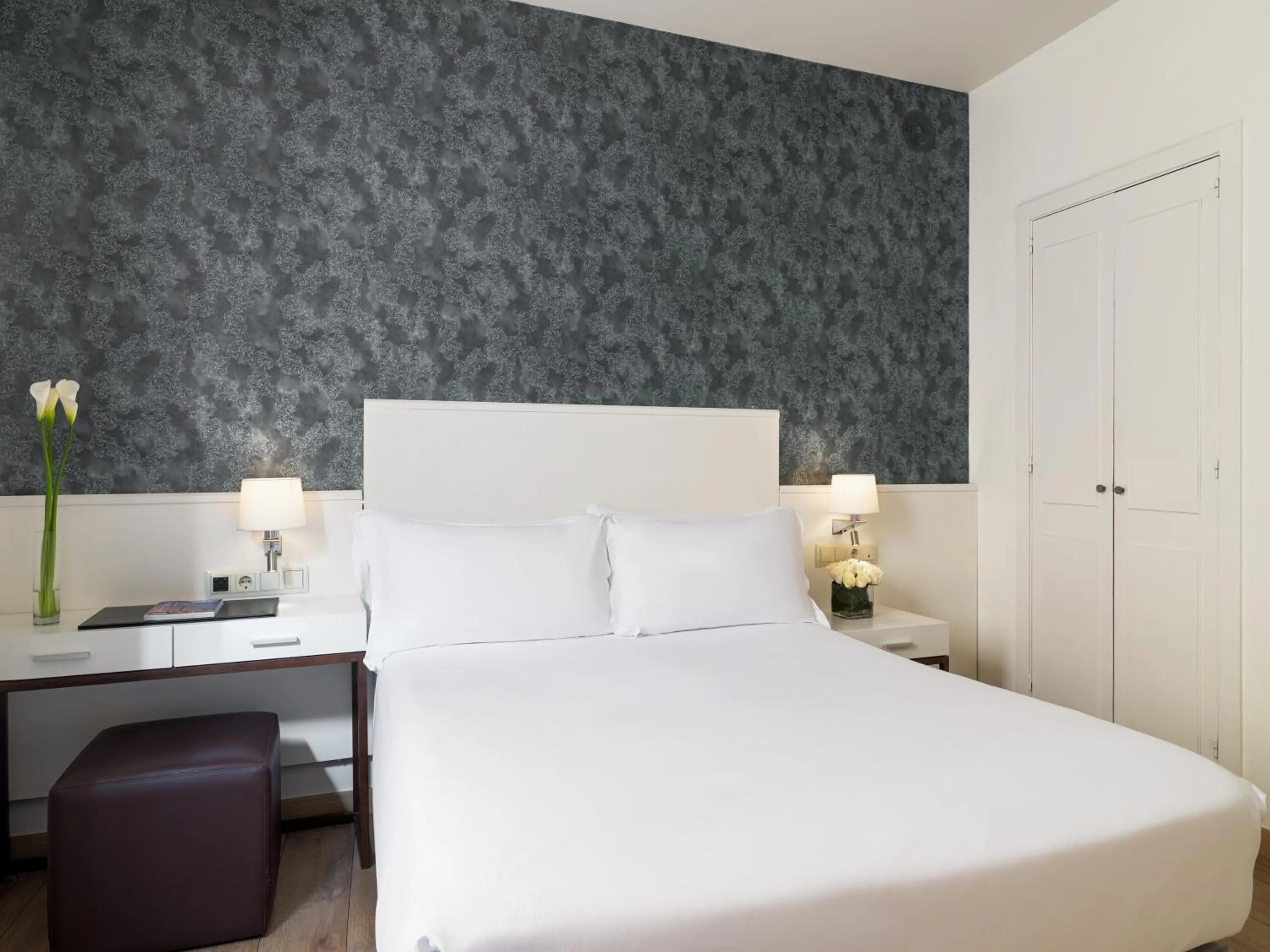 Bed in H10 Raco del Pi