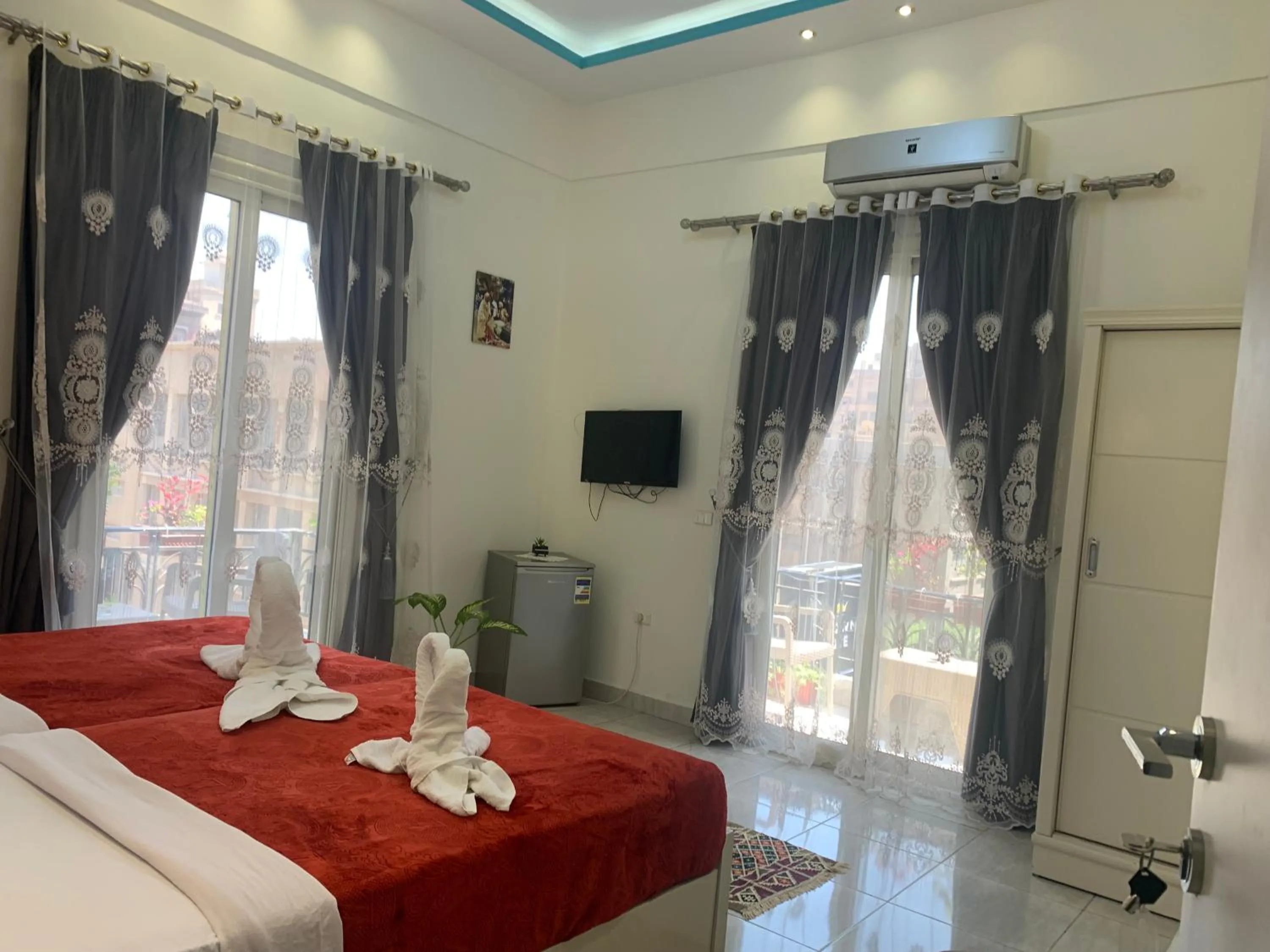 Photo of the whole room, Bed in Crown Hotel