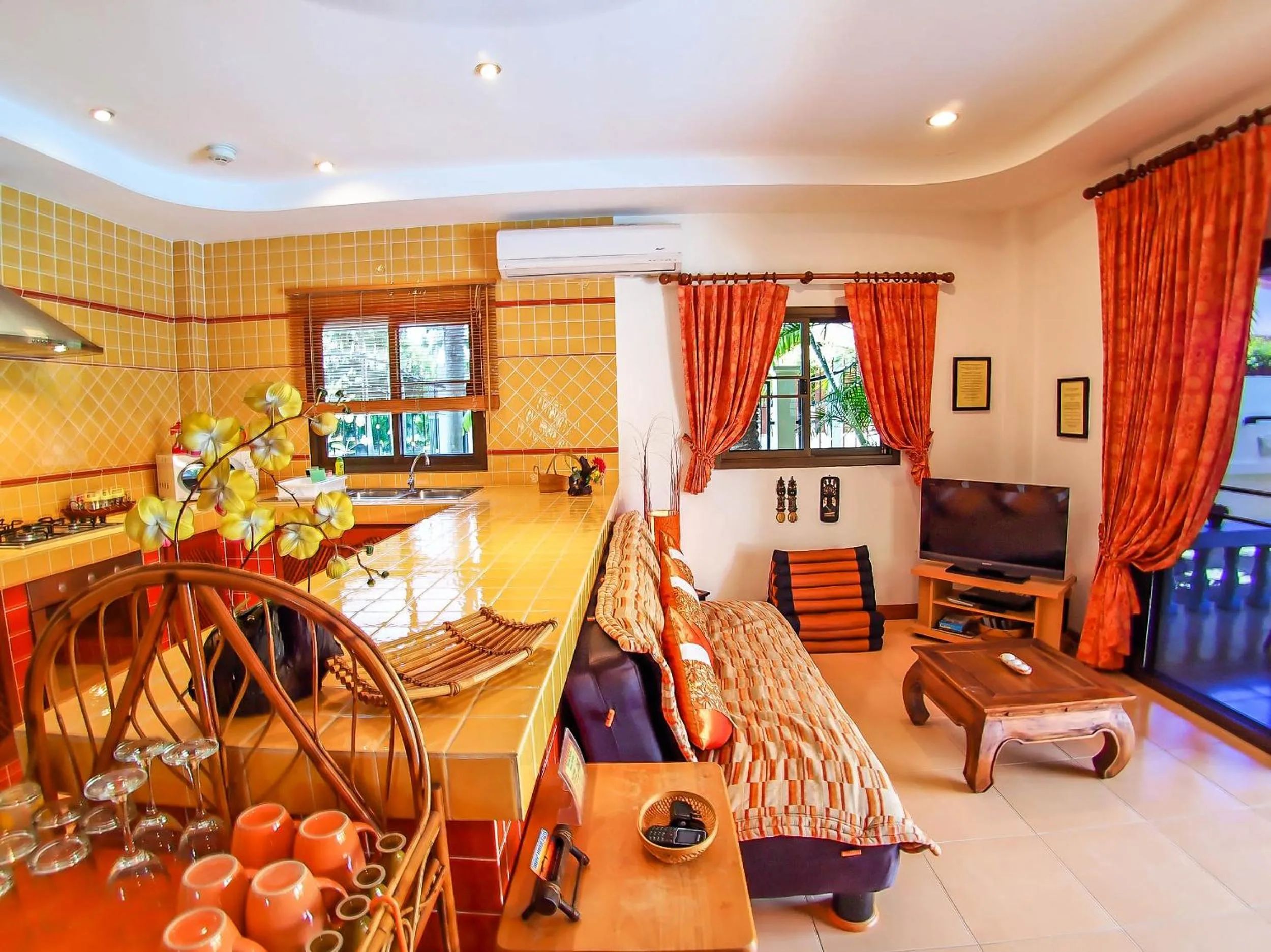 Kitchen or kitchenette in Coconut Paradise Villas