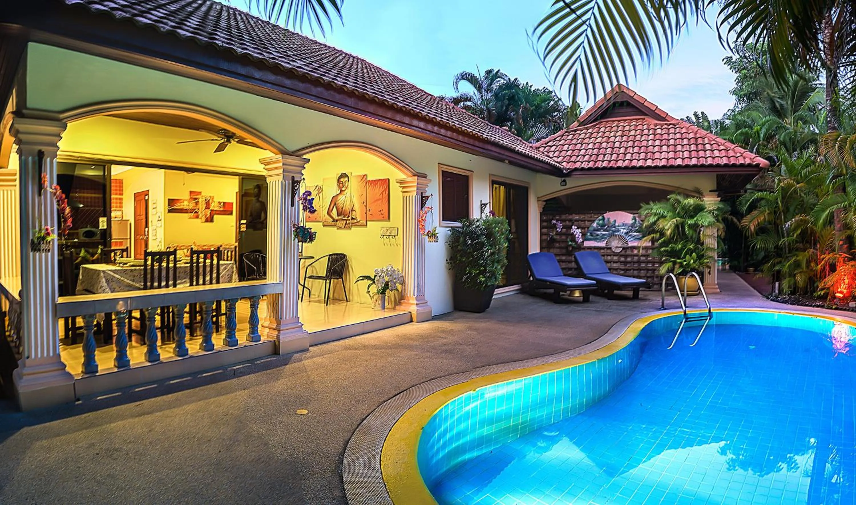 Photo of the whole room in Coconut Paradise Villas