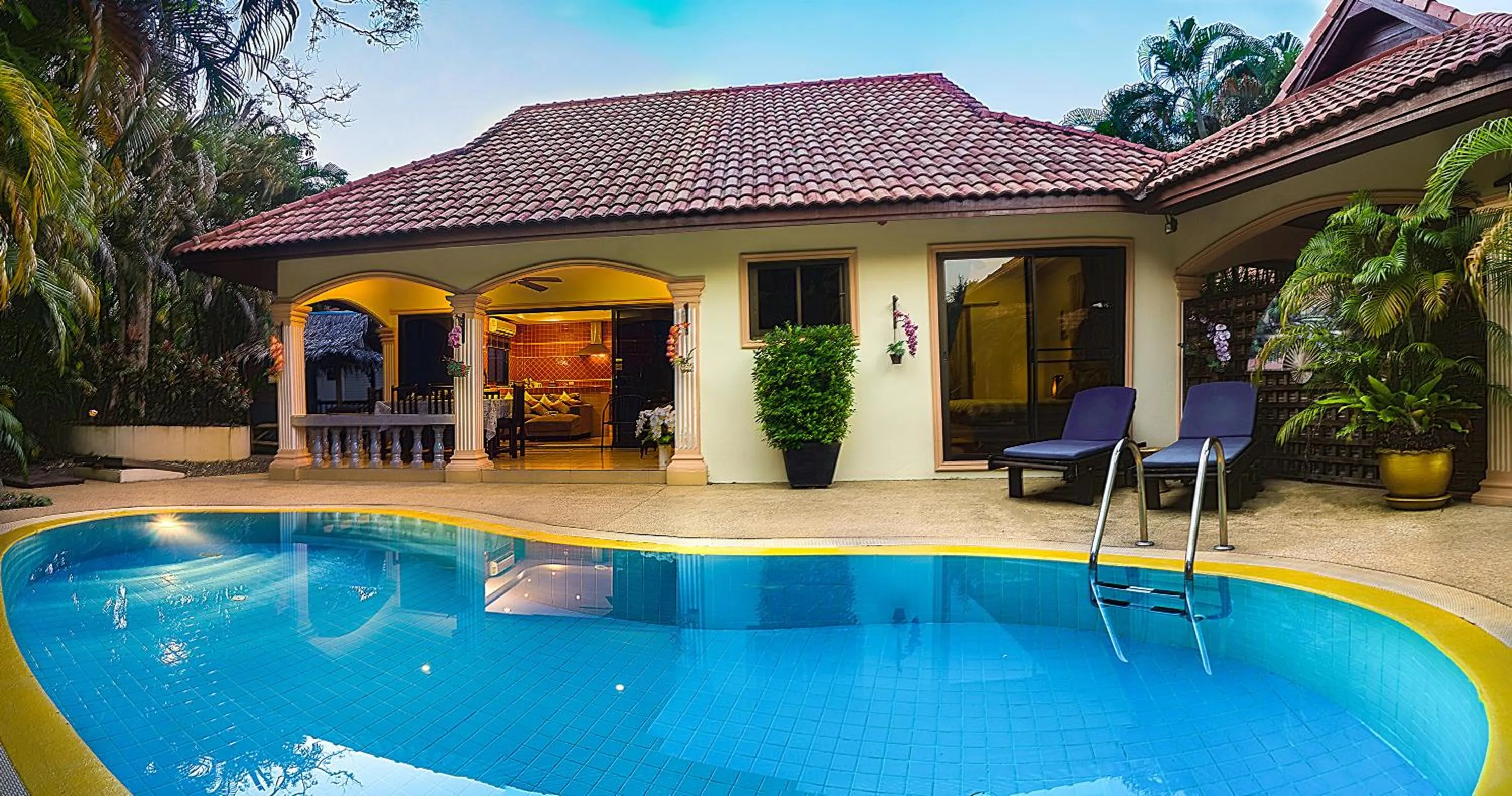Photo of the whole room in Coconut Paradise Villas