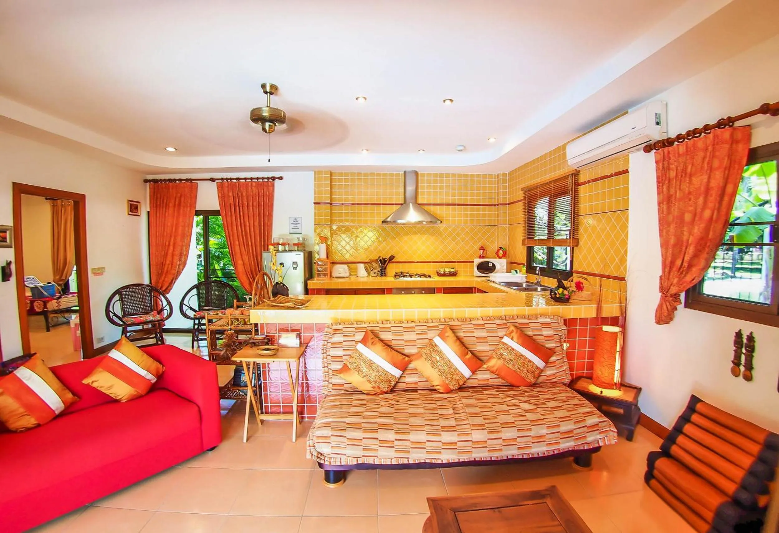 Kitchen or kitchenette in Coconut Paradise Villas