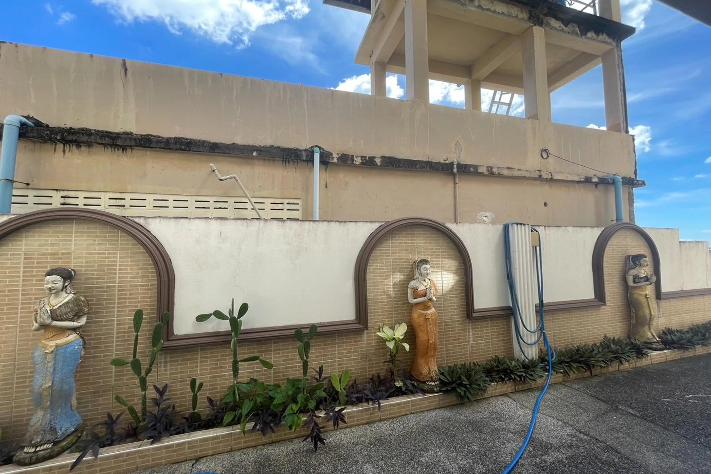 Day in Swiss Villas Panoramic - SHA Certified