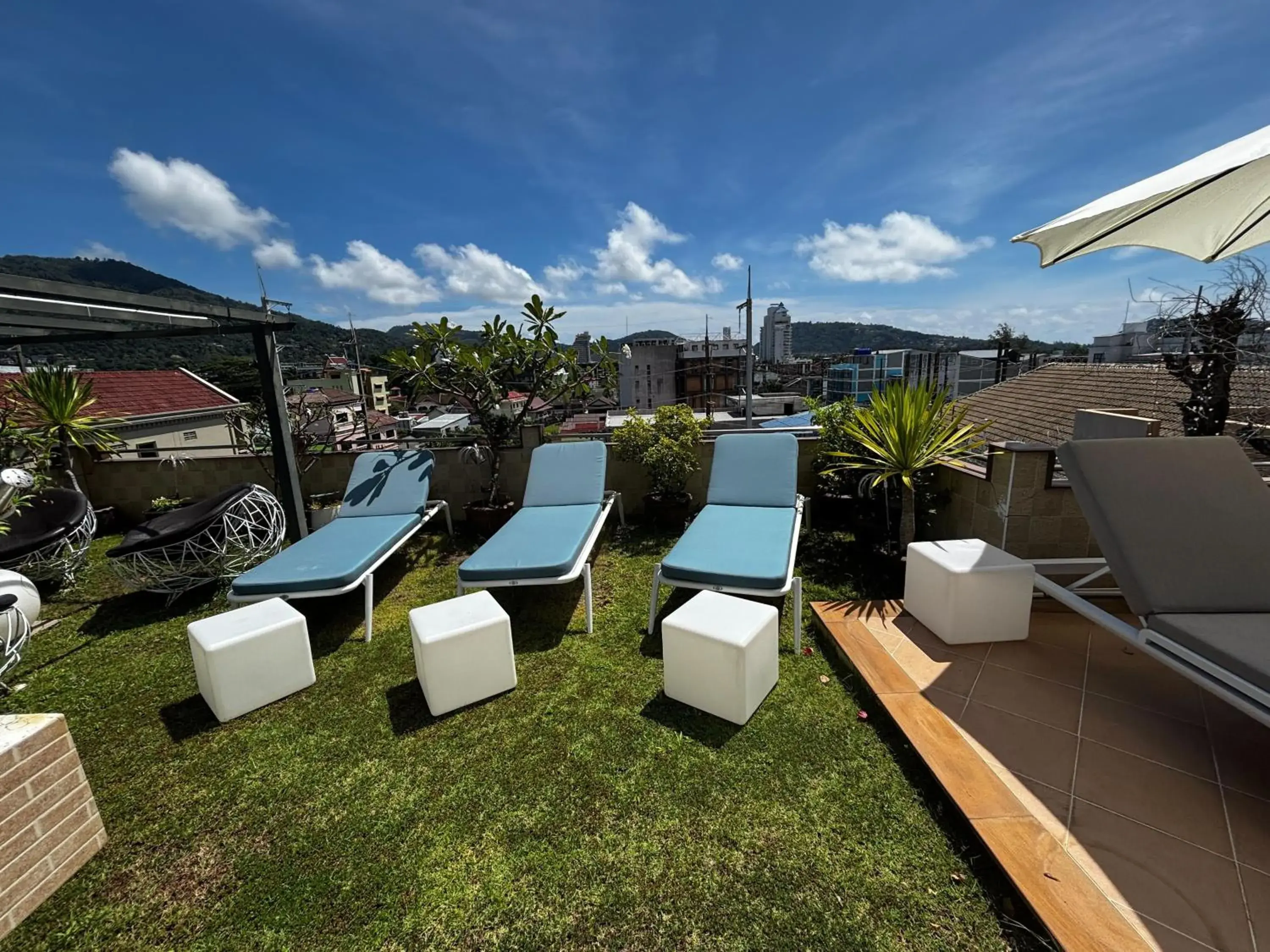 Swimming pool in Swiss Villas Panoramic - Hillside Beach View Swimming pool in Swiss Villas Panoramic - Hillside Beach View
