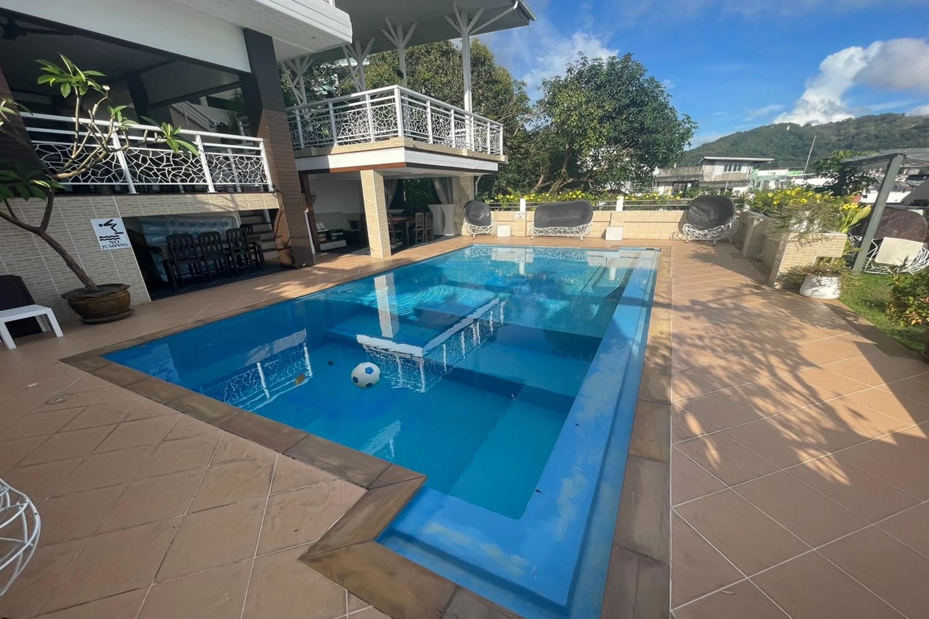 Swimming pool in Swiss Villas Panoramic - SHA Certified
