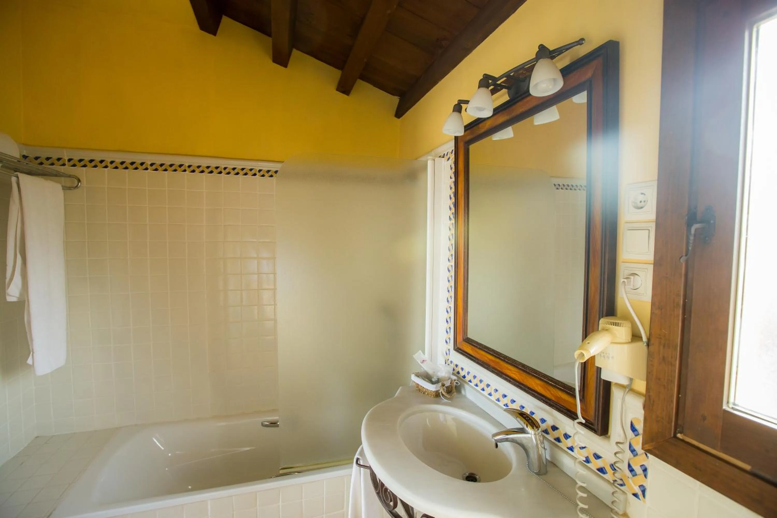 Toilet in Cigarral de Caravantes