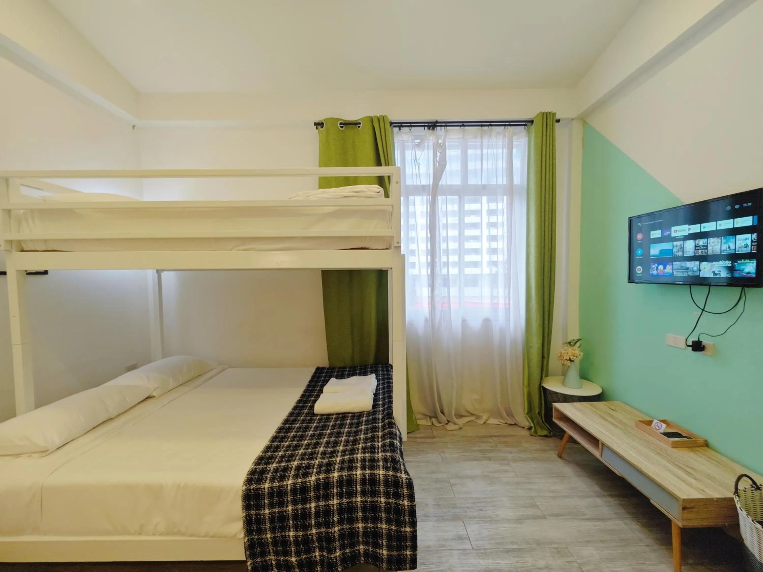 TV and multimedia, Bed in Ostay Asoke Bangkok