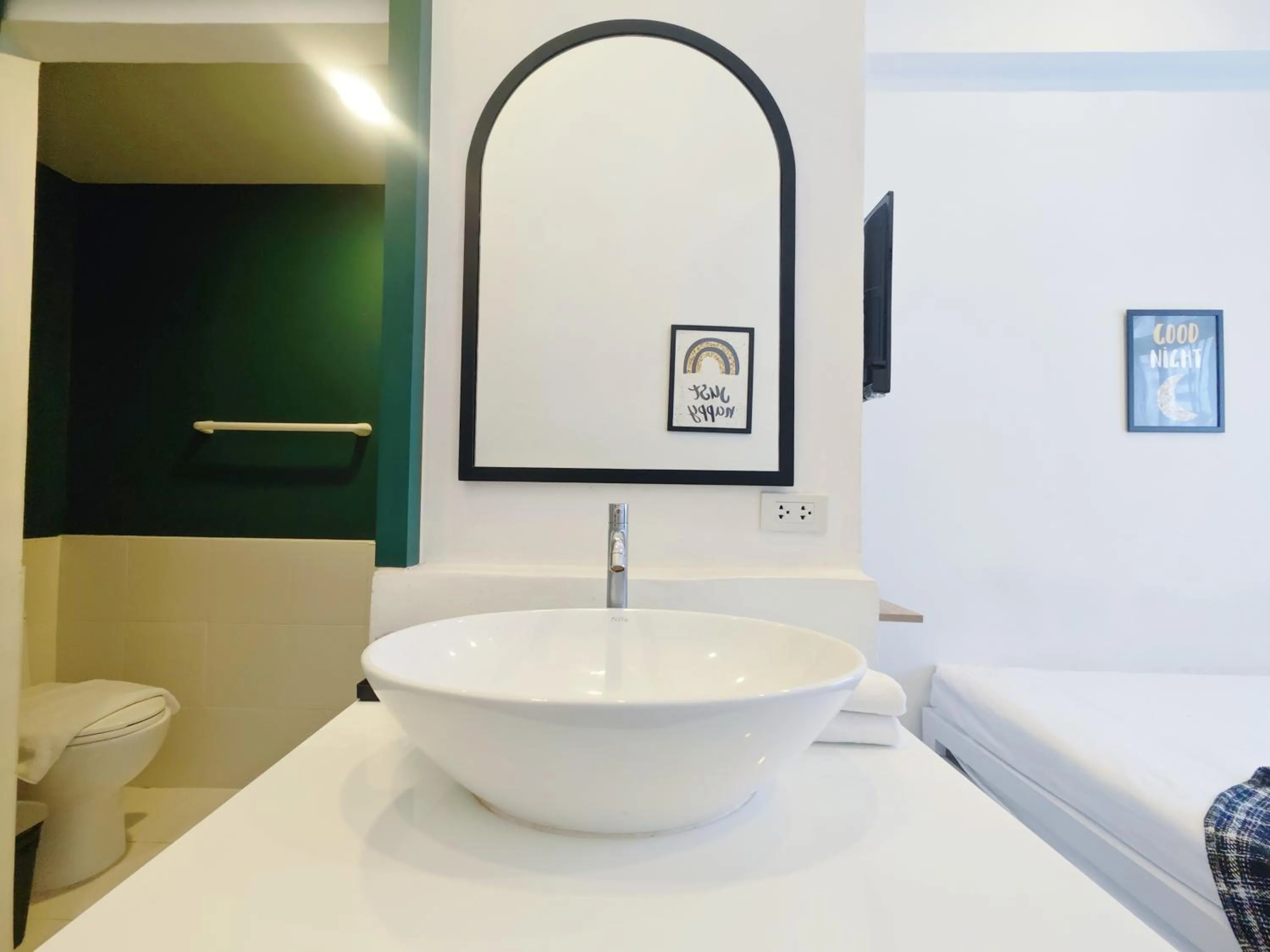 Toilet in Ostay Asoke Bangkok