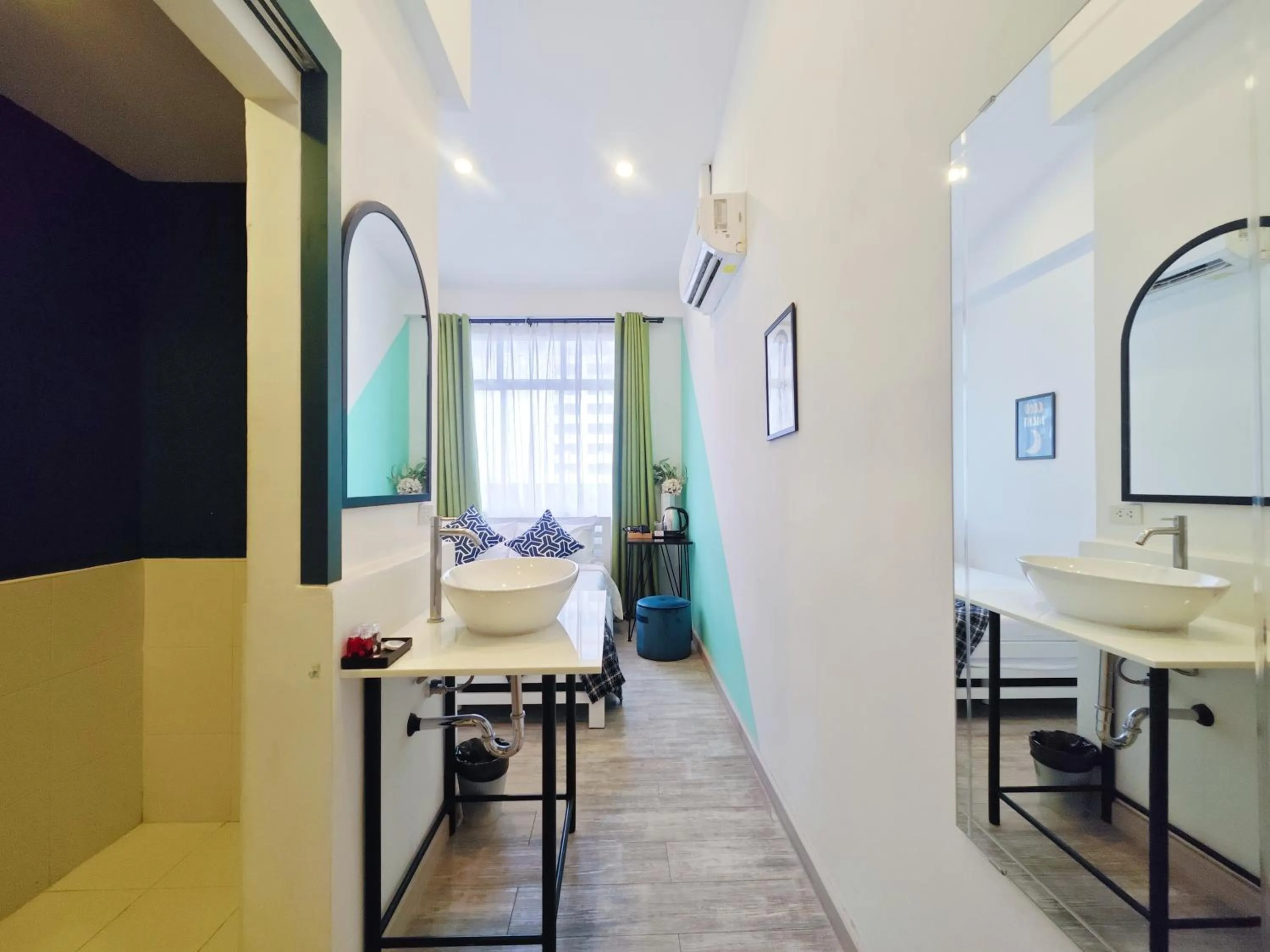 Bedroom in Ostay Asoke Bangkok