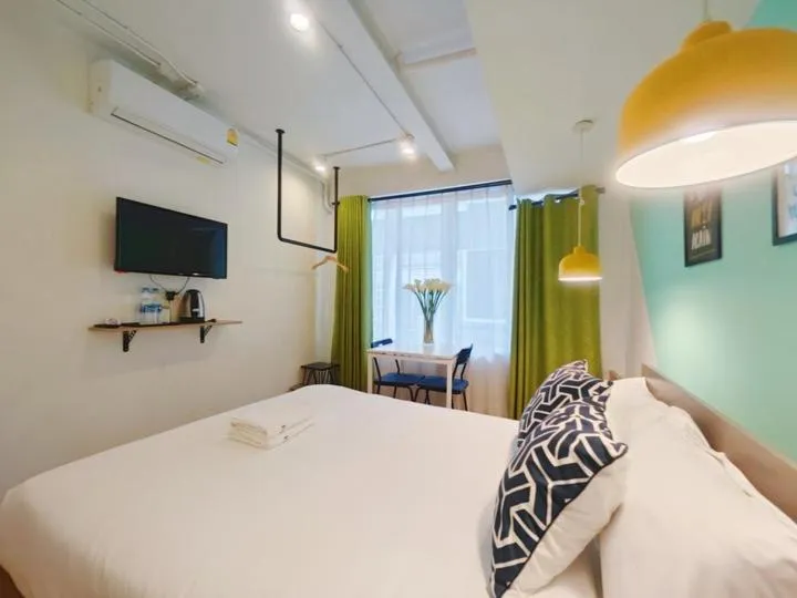 Bedroom, Bed in Ostay Asoke Bangkok