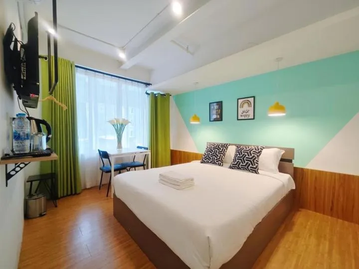 Bedroom, Bed in Ostay Asoke Bangkok