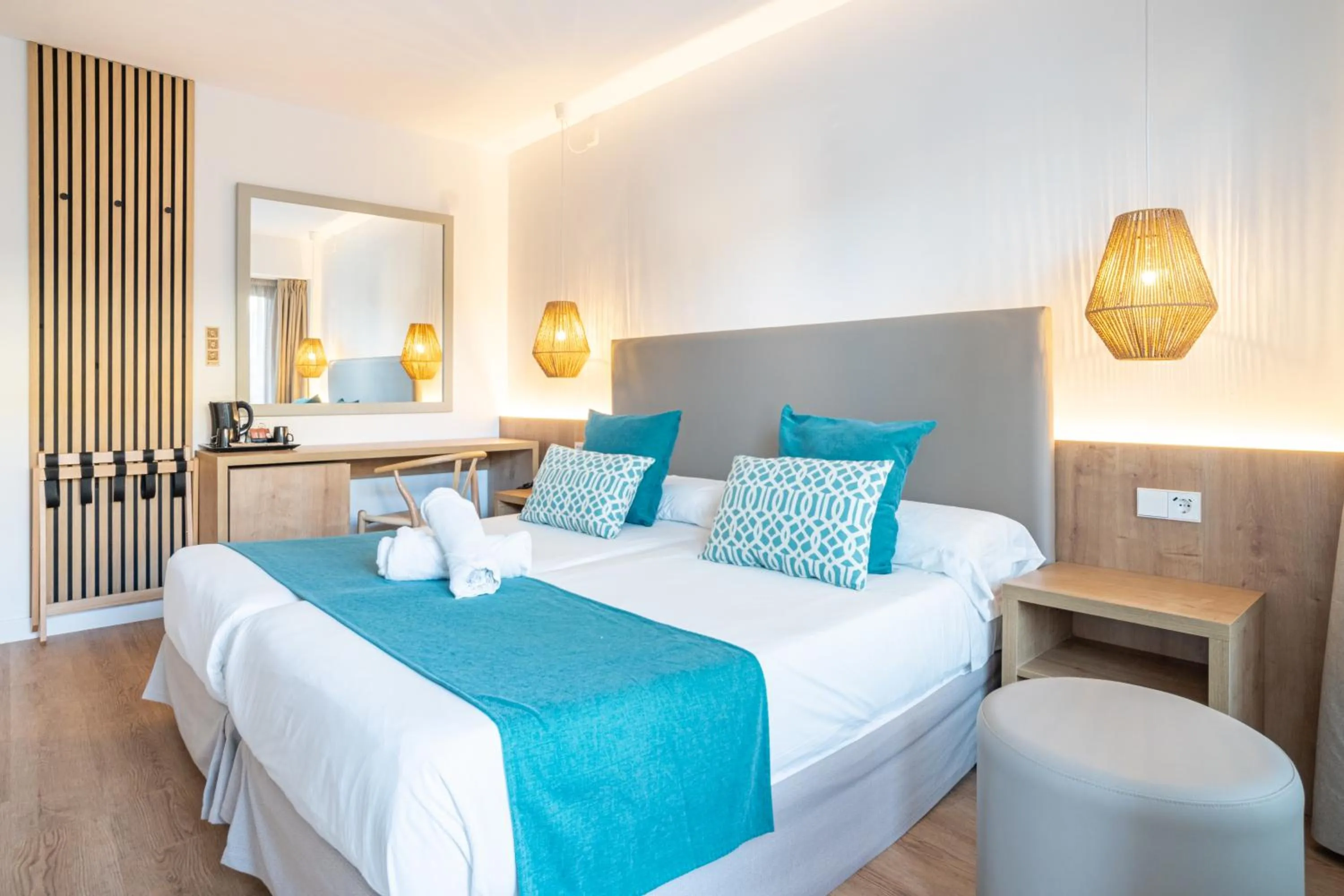 Bed in Bahía de Alcudia Hotel & Spa