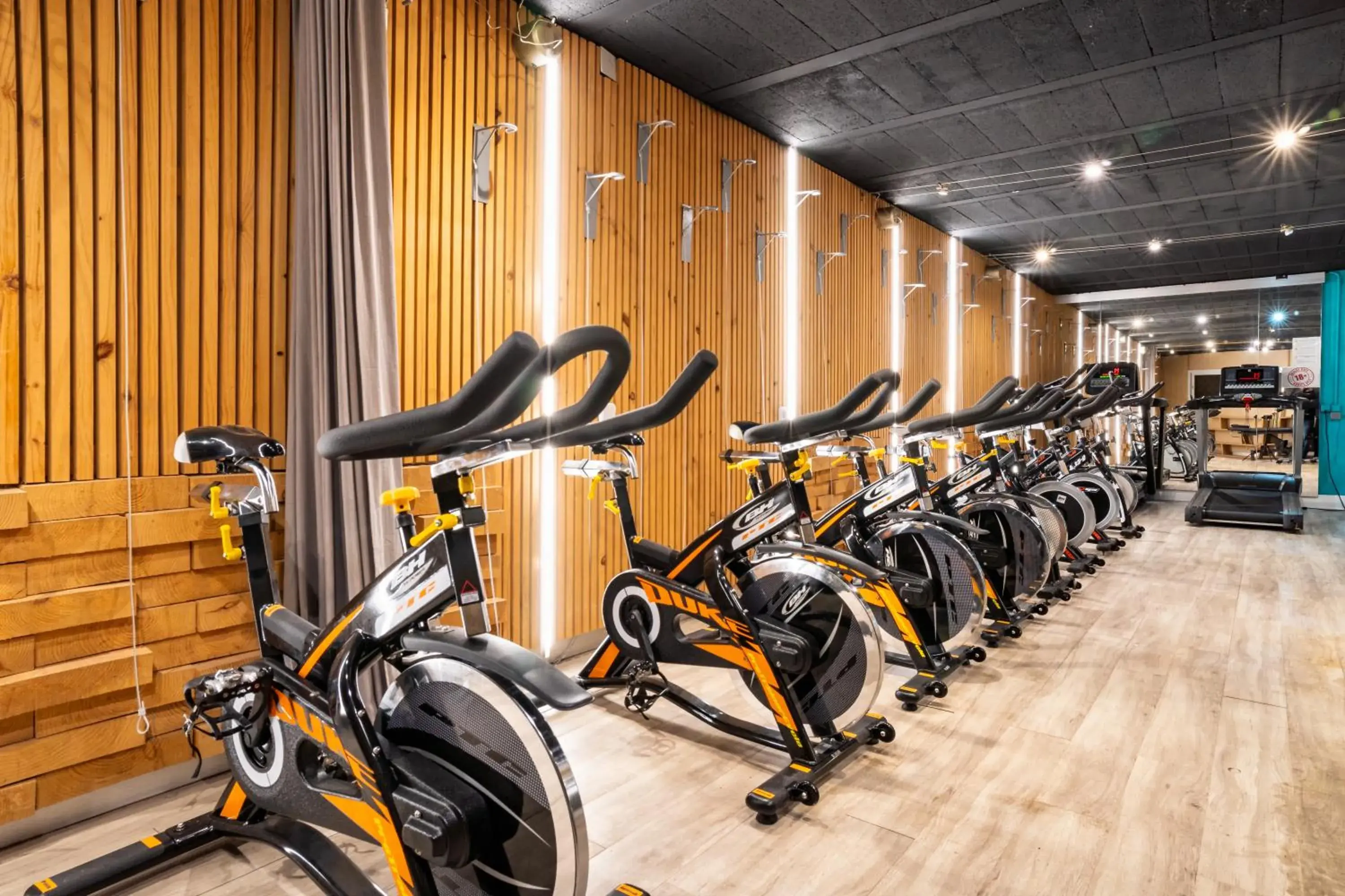 Fitness centre/facilities in Bahía de Alcudia Hotel & Spa Fitness centre/facilities in Bahía de Alcudia Hotel & Spa