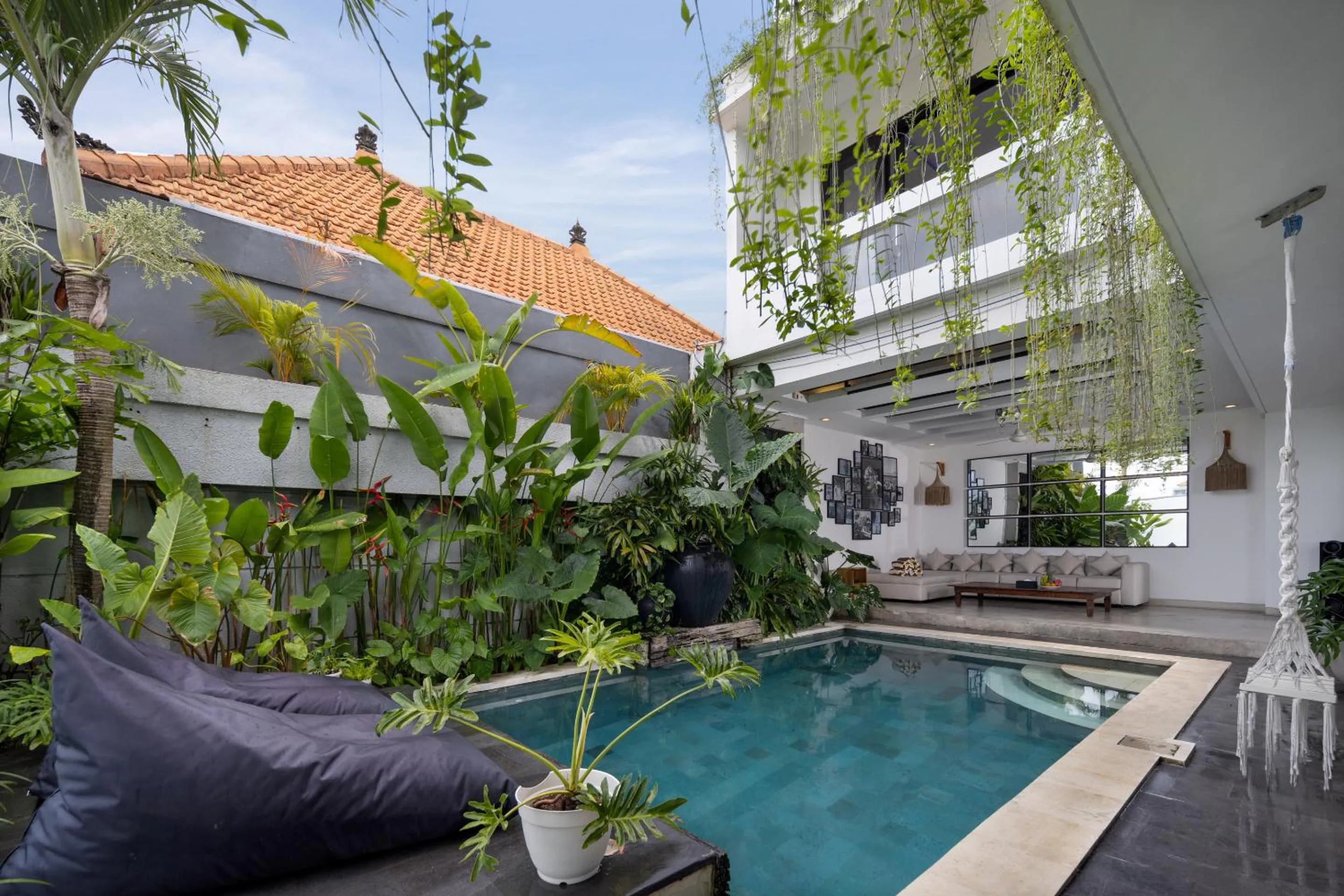 Swimming pool in Villa Manggo - Canggu