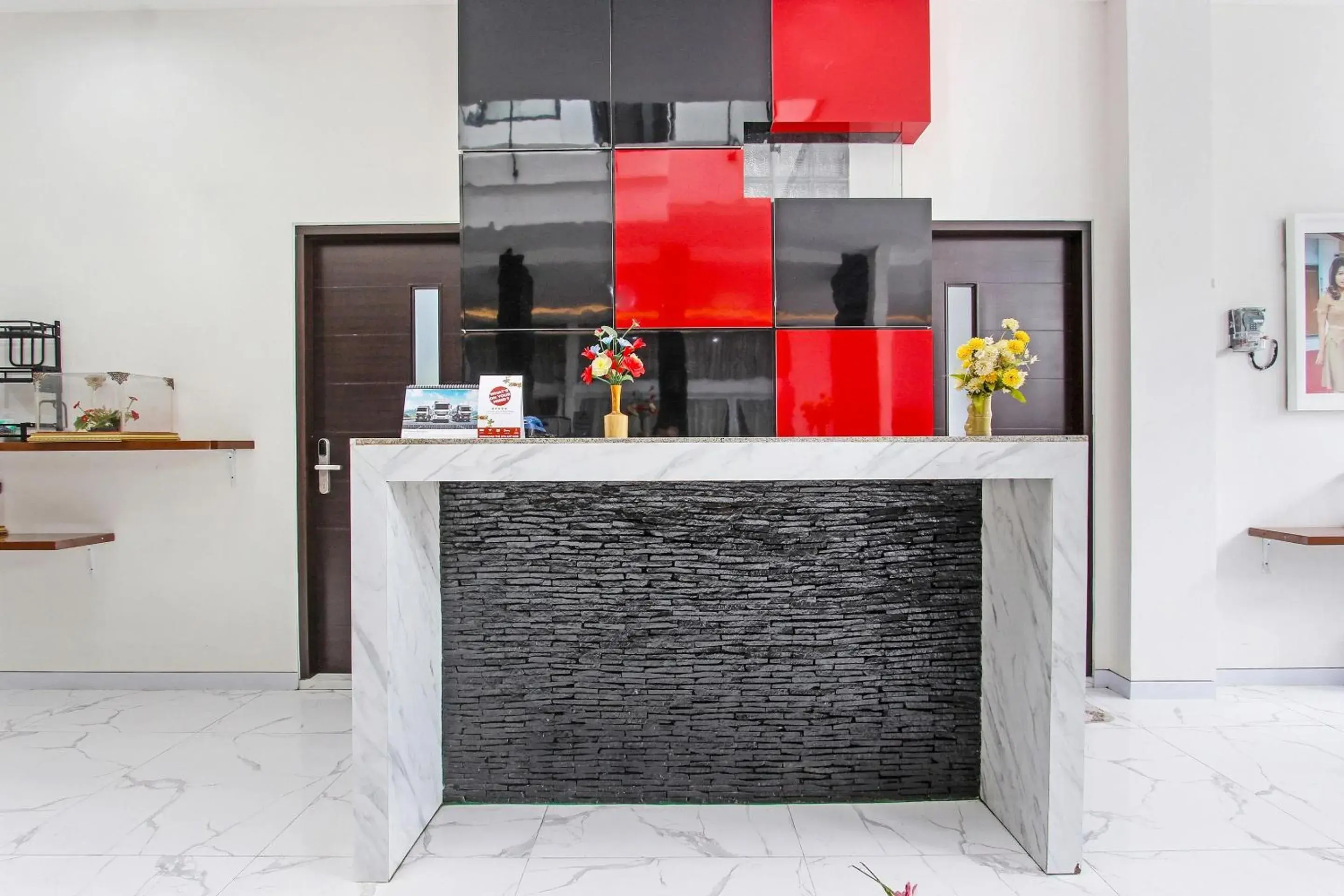 Lobby or reception in Capital O 91665 D'prof Exclusive Guesthouse Lobby or reception in Capital O 91665 D'prof Exclusive Guesthouse