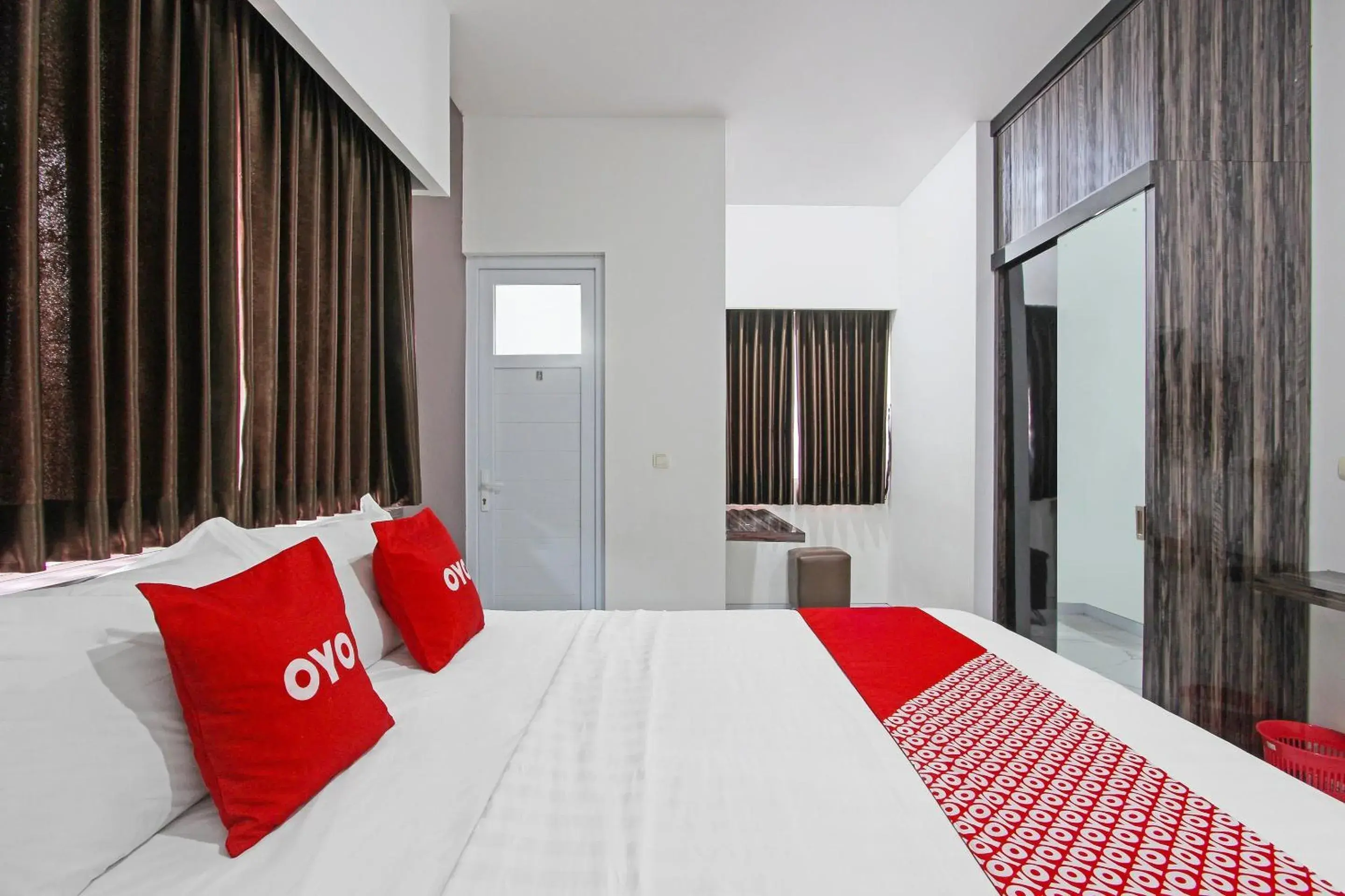 Bedroom, Bed in Capital O 91665 D'prof Exclusive Guesthouse Bedroom, Bed in Capital O 91665 D'prof Exclusive Guesthouse