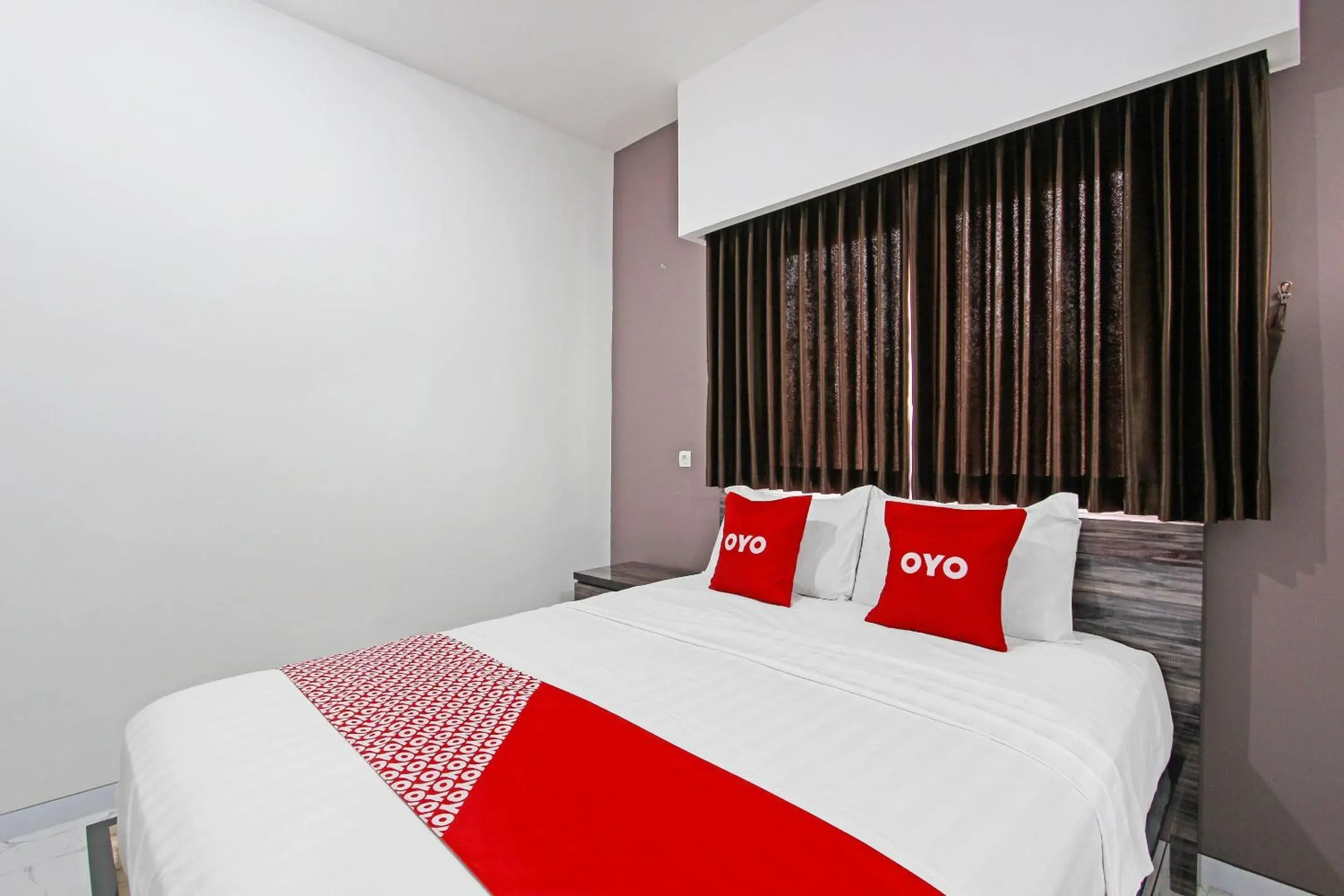 Bedroom, Bed in Capital O 91665 D'prof Exclusive Guesthouse Bedroom, Bed in Capital O 91665 D'prof Exclusive Guesthouse