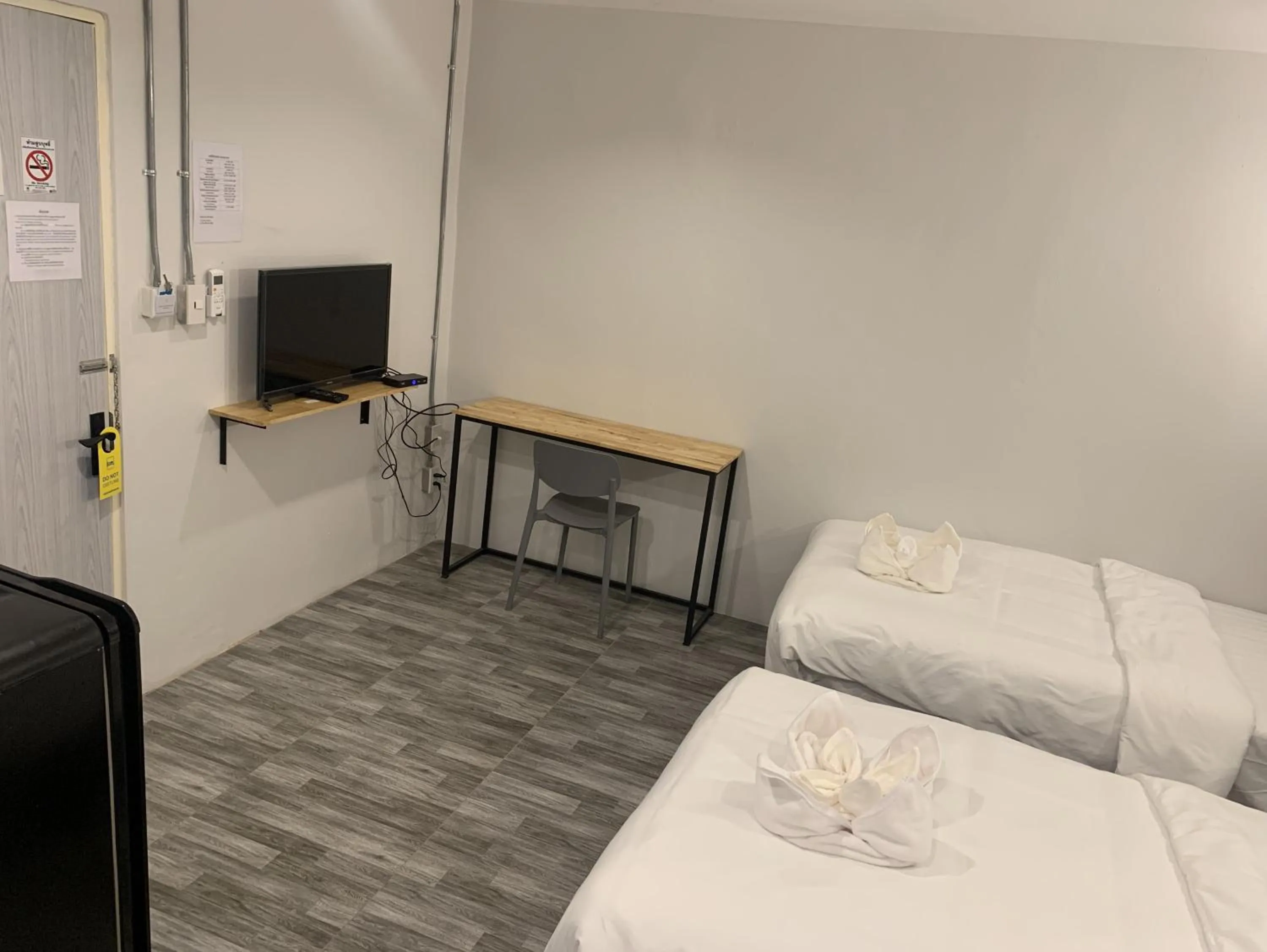 TV and multimedia, Bed in Life Hotel Rongkhun - White Temple Chiangrai