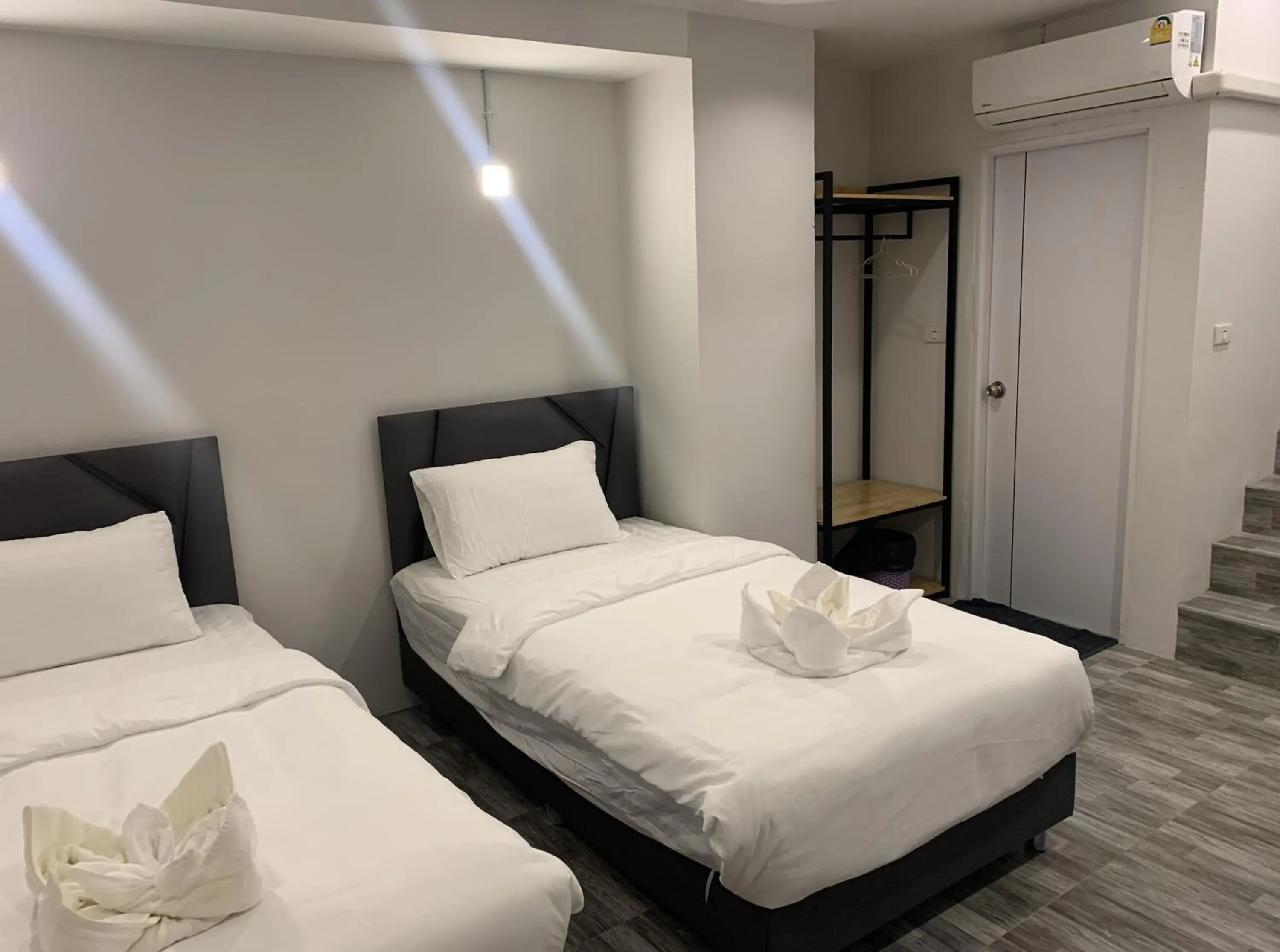 Photo of the whole room, Bed in Life Hotel Rongkhun - White Temple Chiangrai Photo of the whole room, Bed in Life Hotel Rongkhun - White Temple Chiangrai