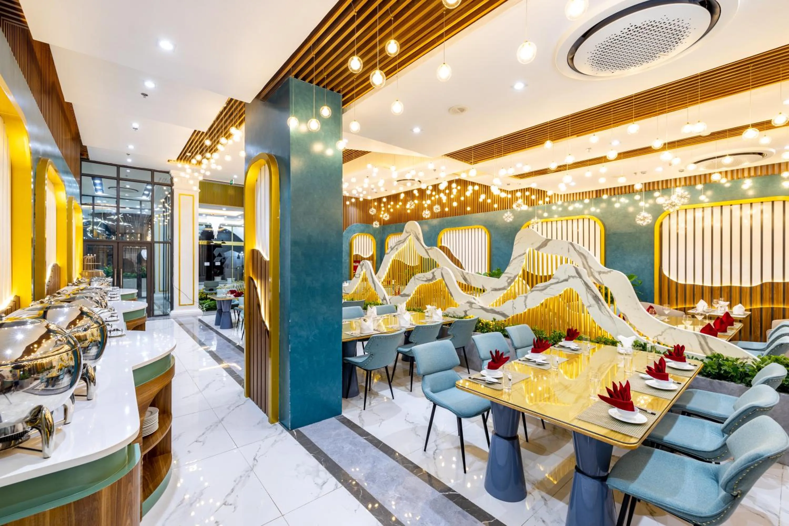 Restaurant/places to eat in Glenda Tower Moc Chau Hotel