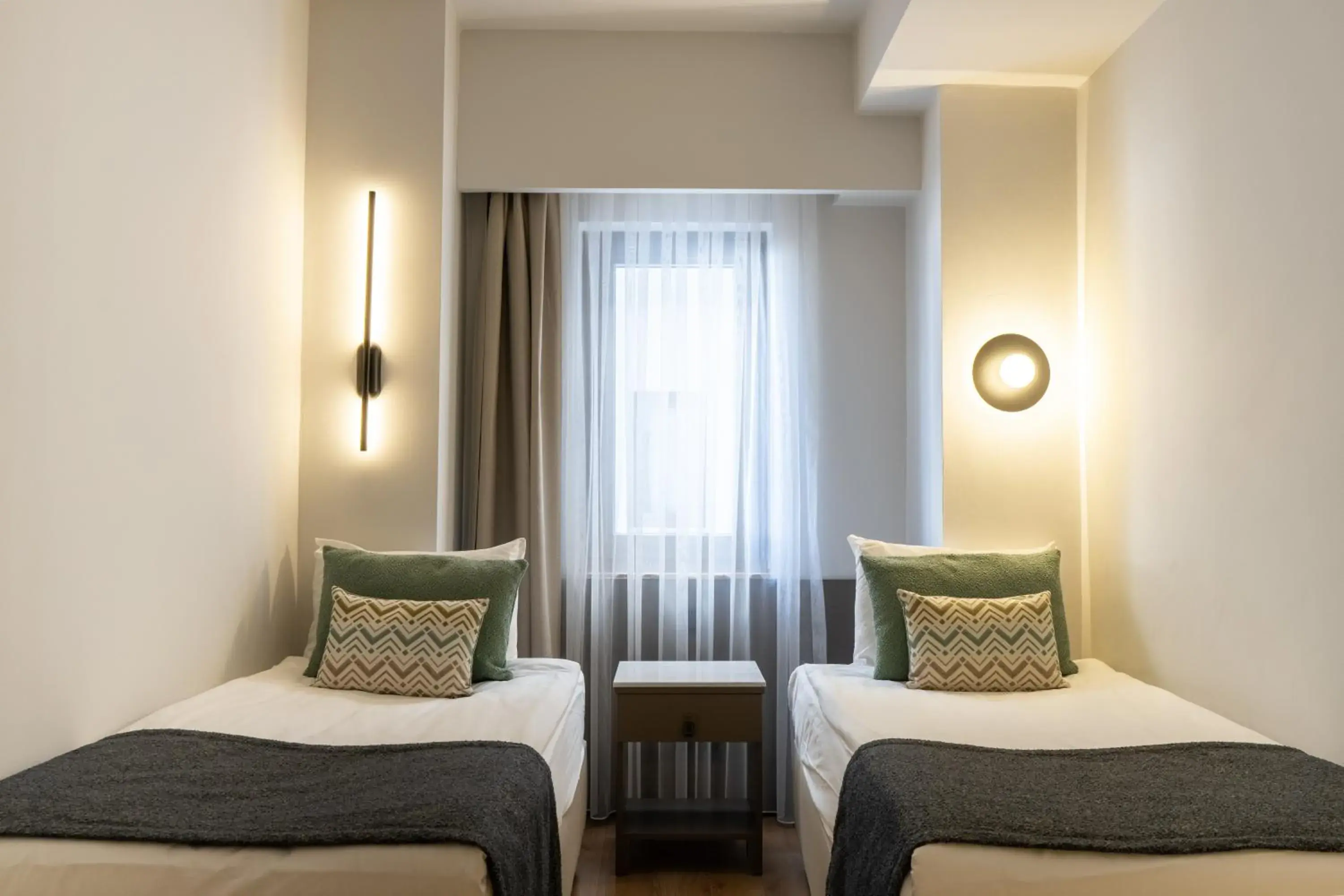 Bed in Side Breeze Hotel Bed in Side Breeze Hotel