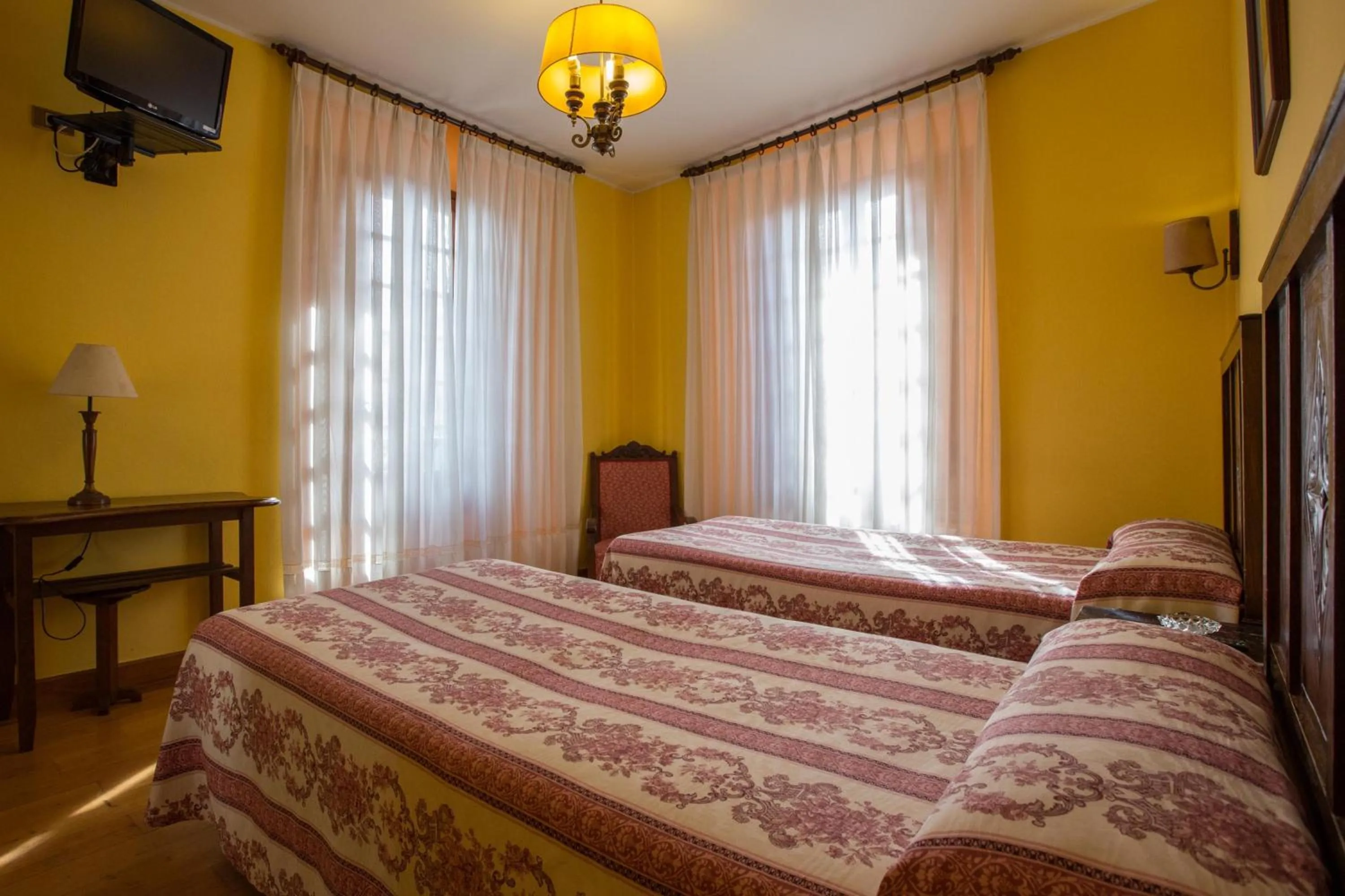 Day, Bed in Casa España