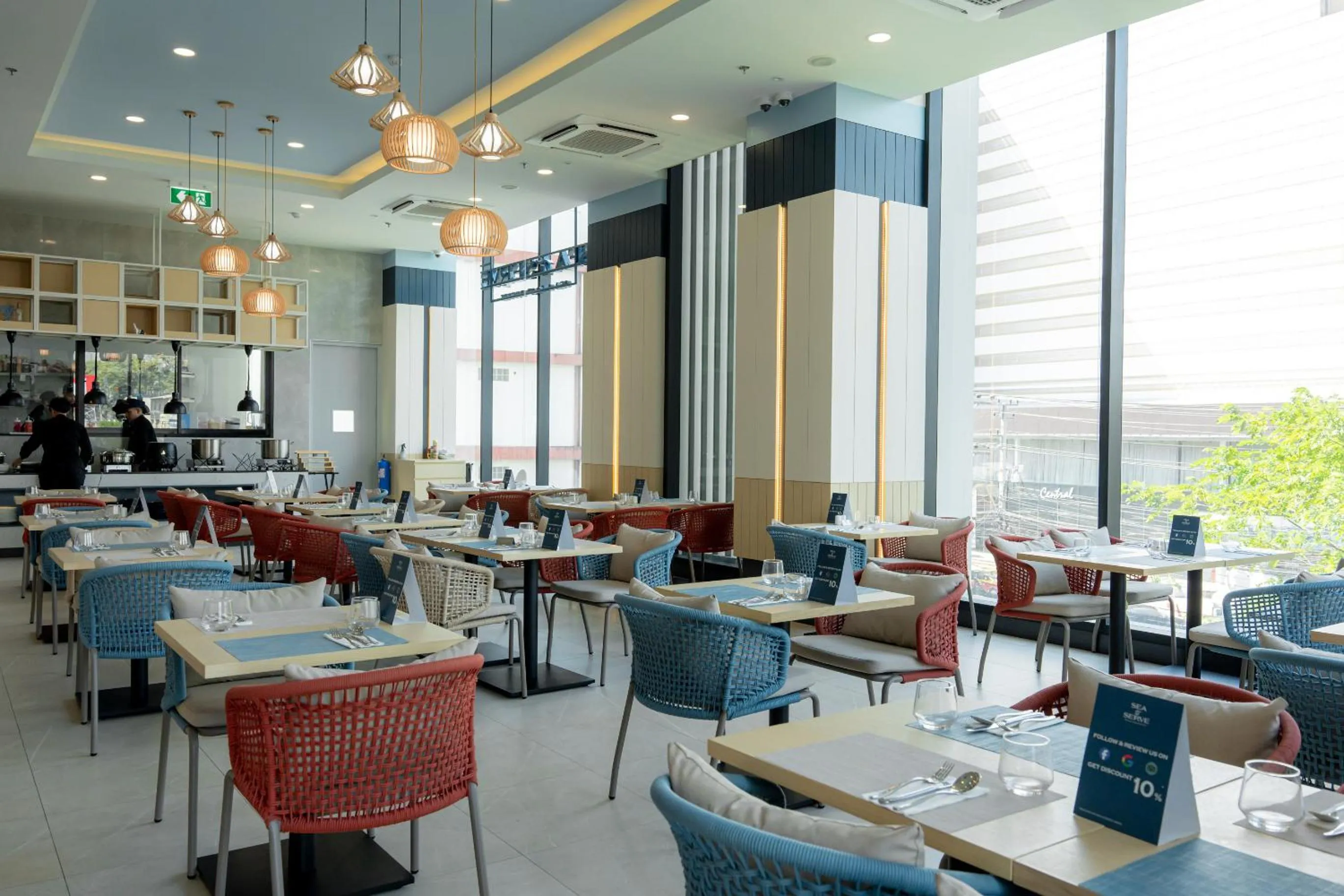 Restaurant/places to eat in Somerset Pattaya