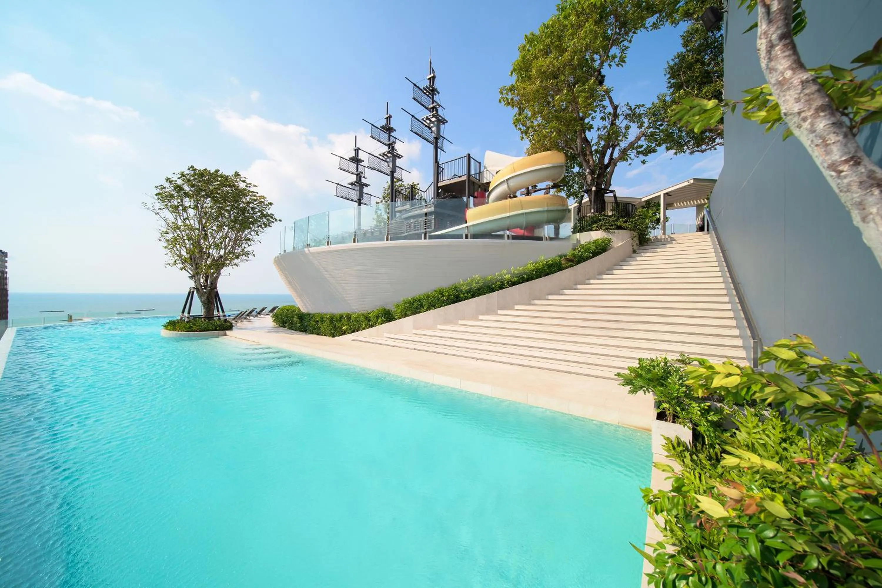 Aqua park in Somerset Pattaya