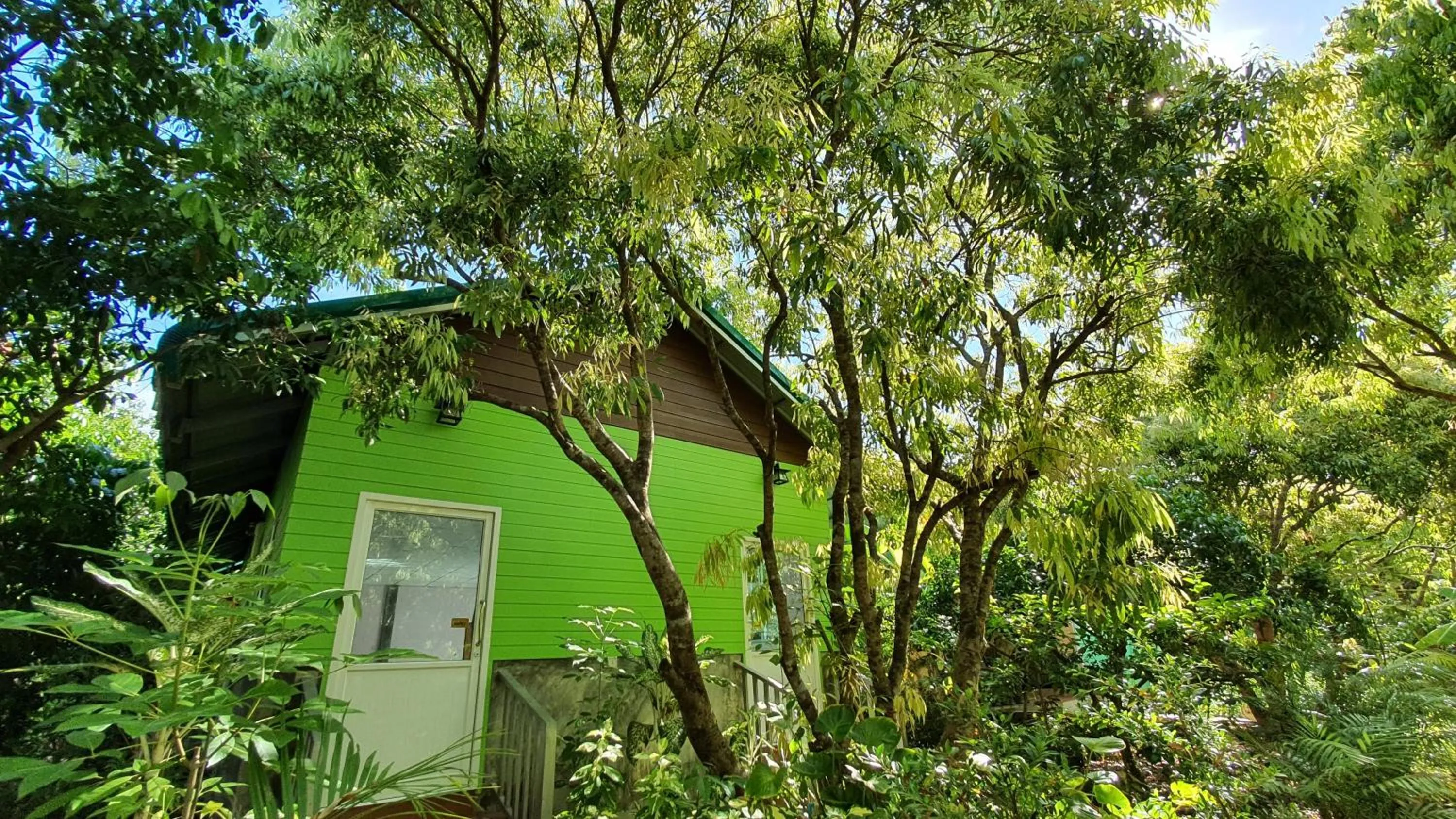 Warakorn Baansuan Amphawa