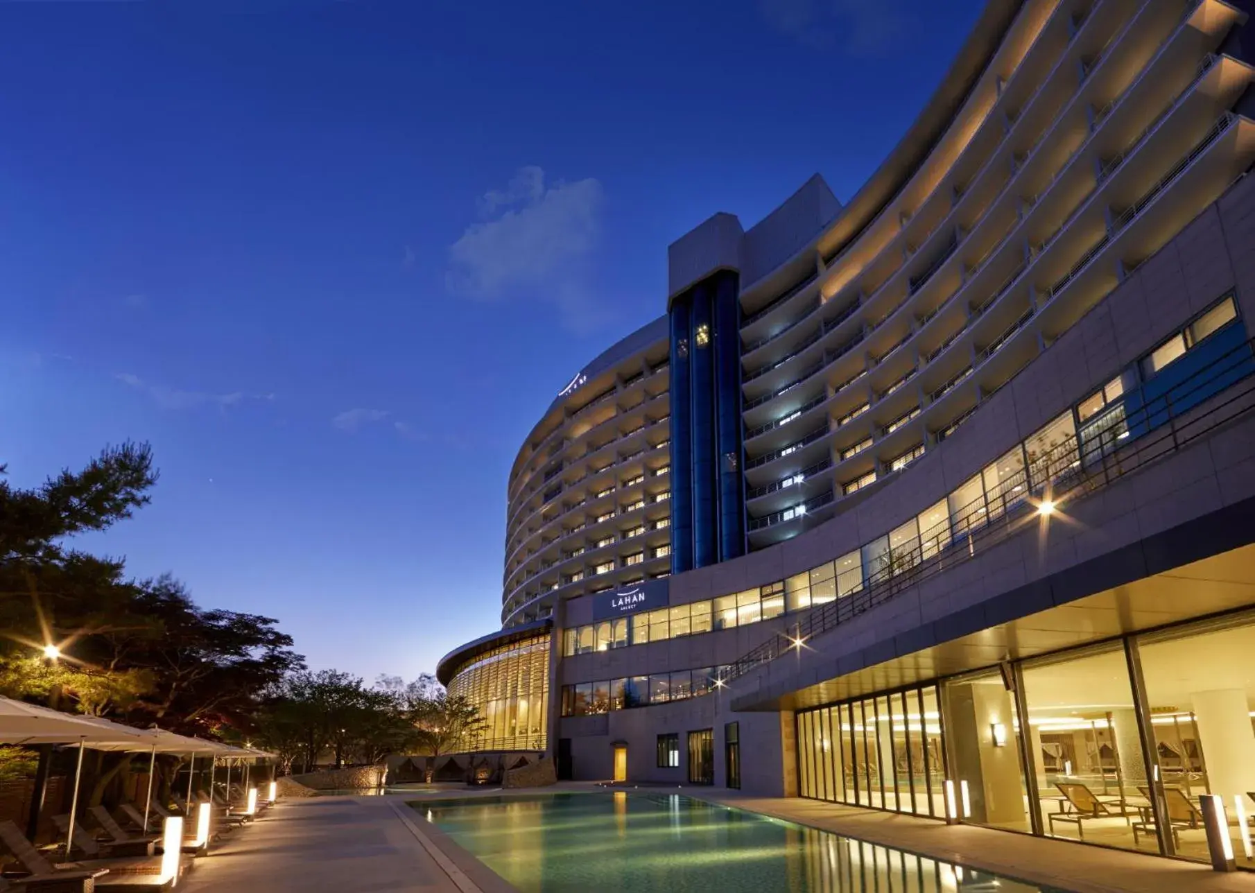 Property building in Lahan Select Gyeongju Property building in Lahan Select Gyeongju