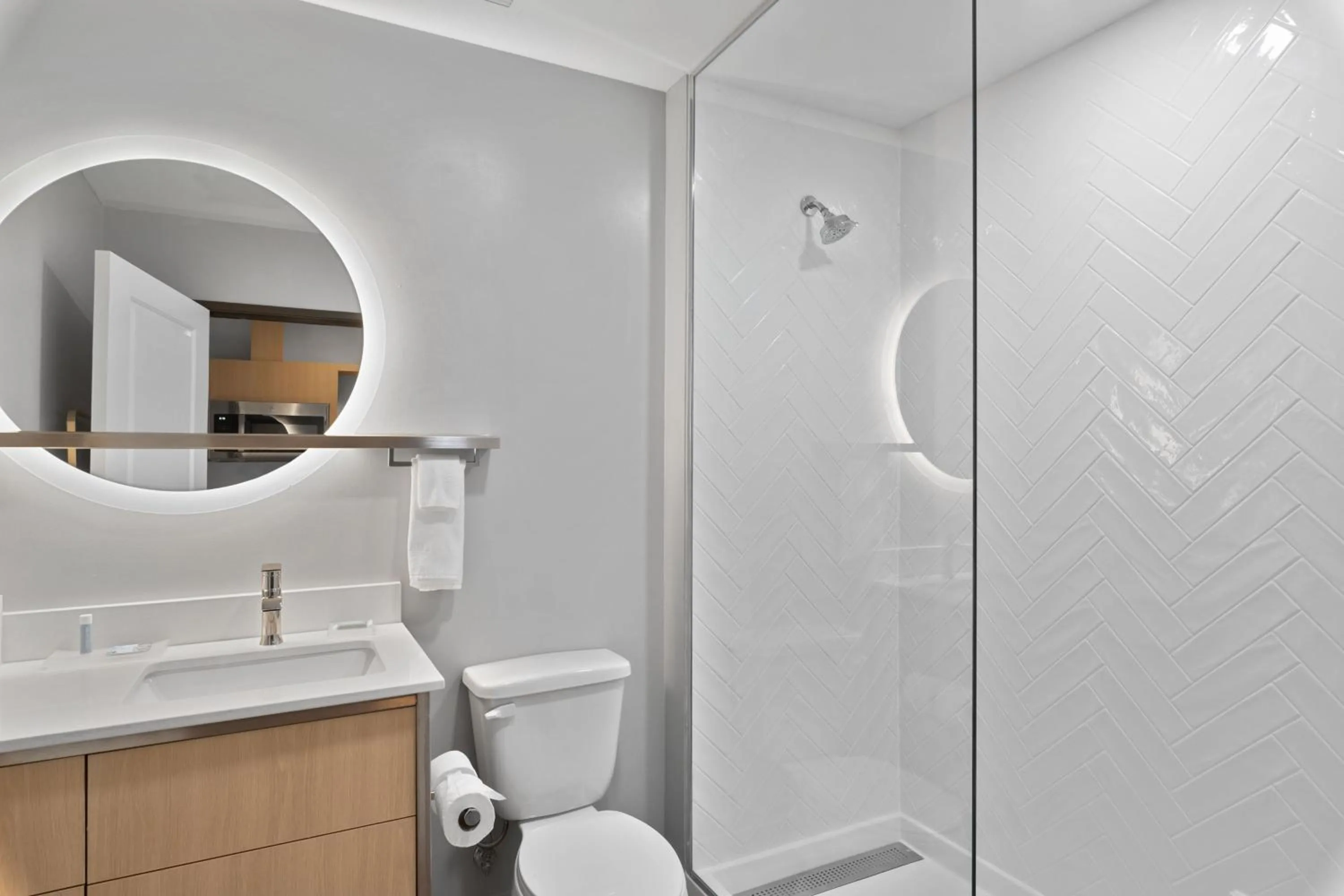 Bathroom in TownePlace Suites by Marriott White Hall