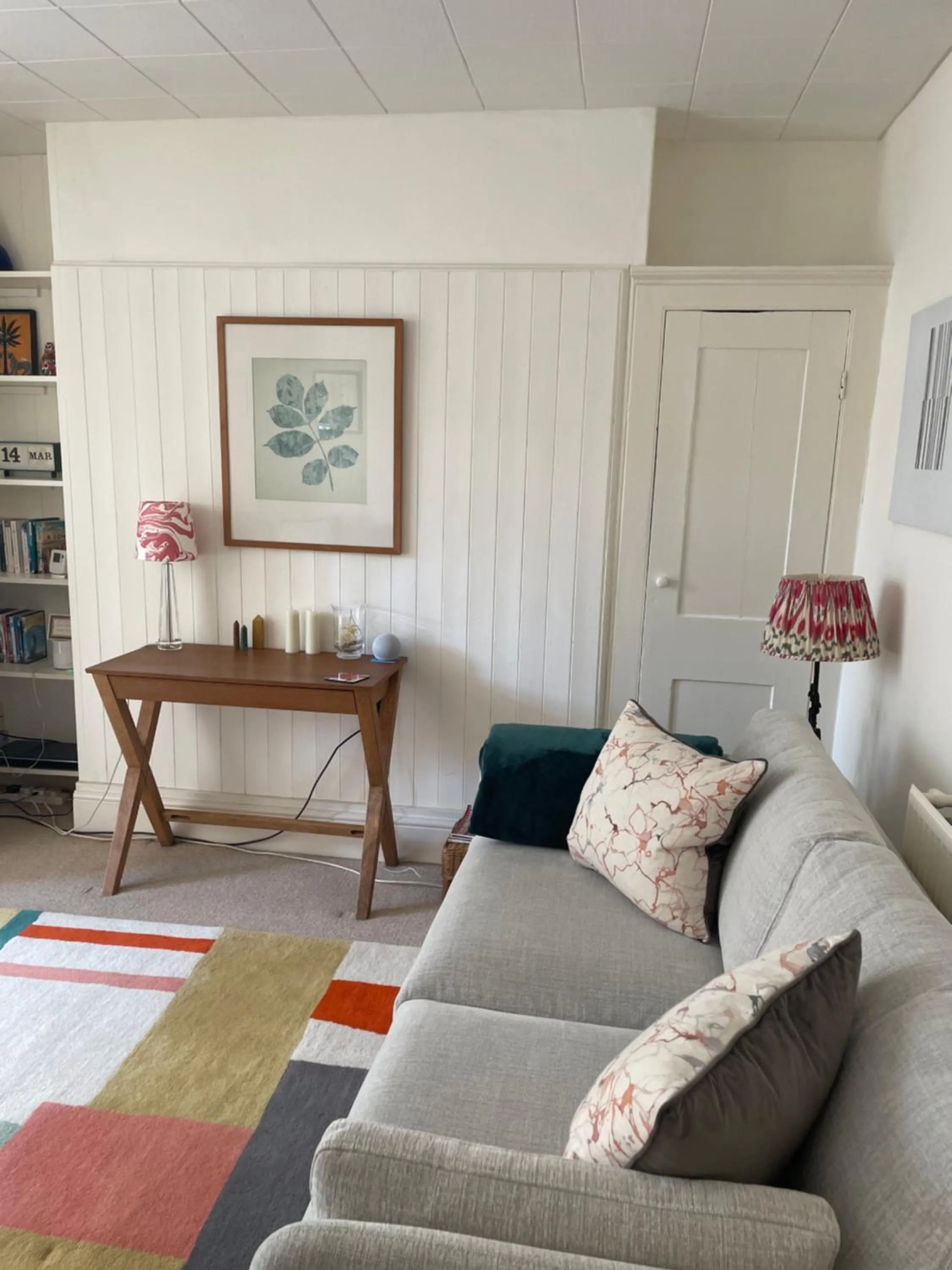 Spacious comfortable flat with free parking in East Finchley, Muswell Hill & close to Alexandra Palace