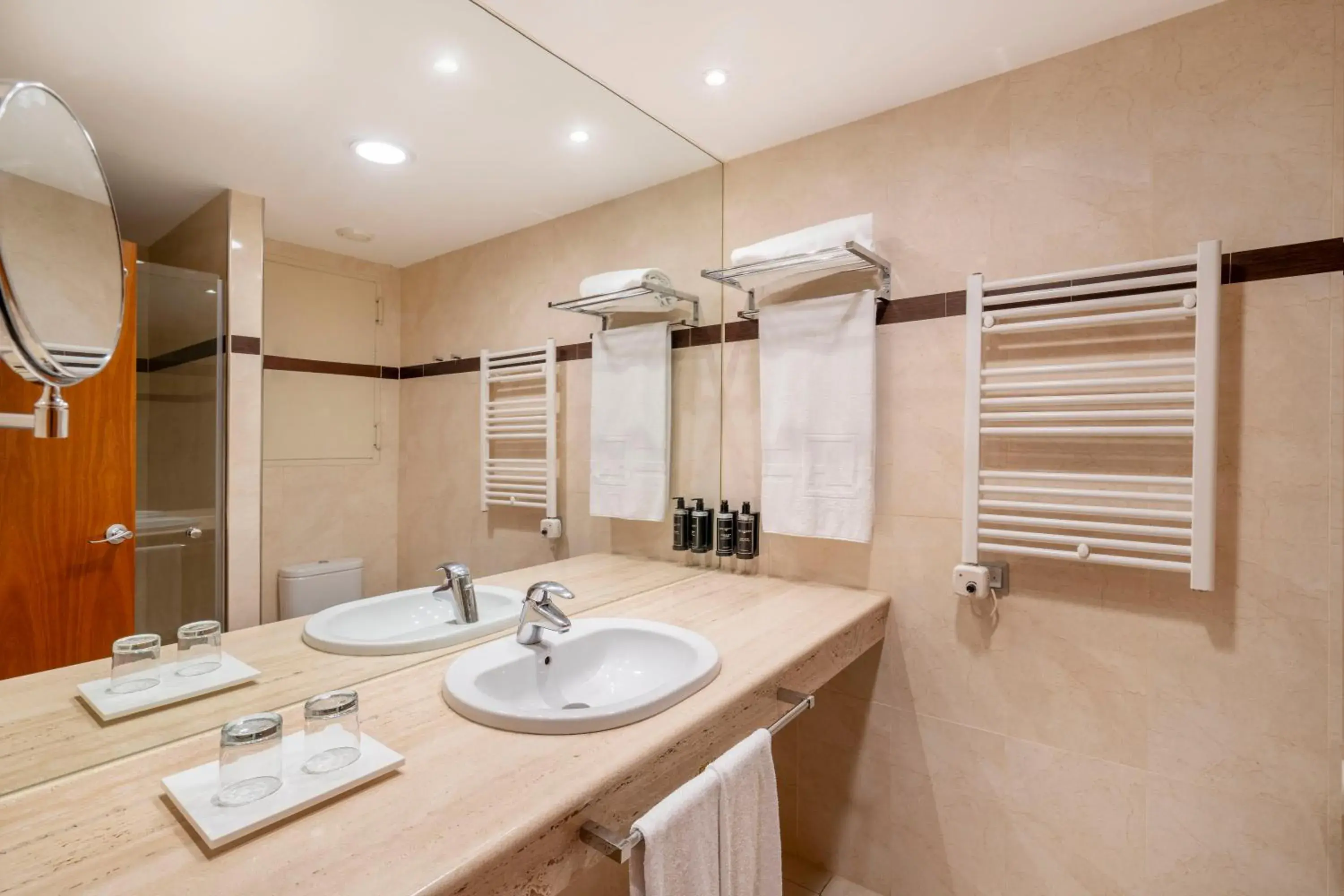 Bathroom in Eurostars Centrum Alicante Bathroom in Eurostars Centrum Alicante