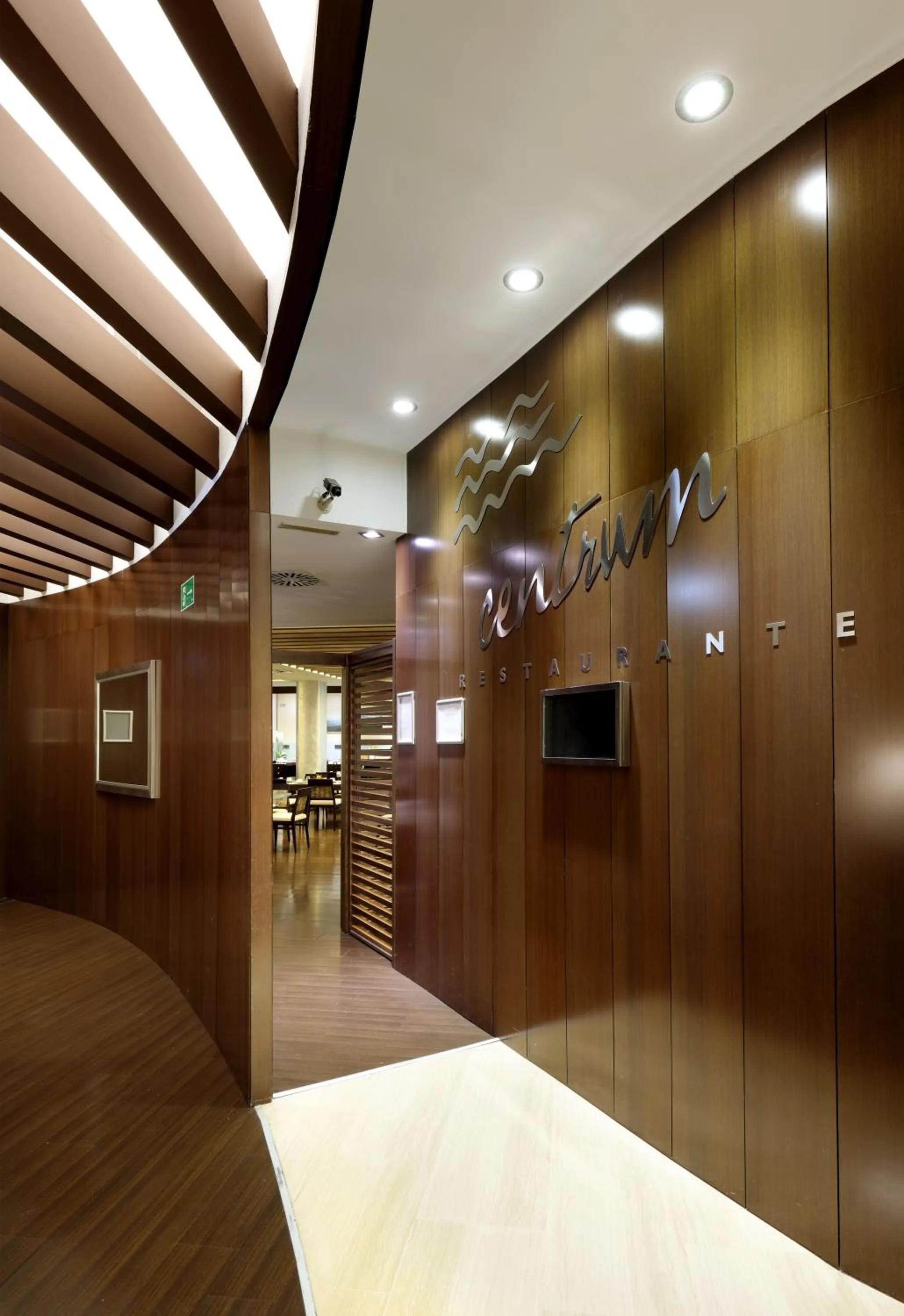 Restaurant/places to eat in Eurostars Centrum Alicante