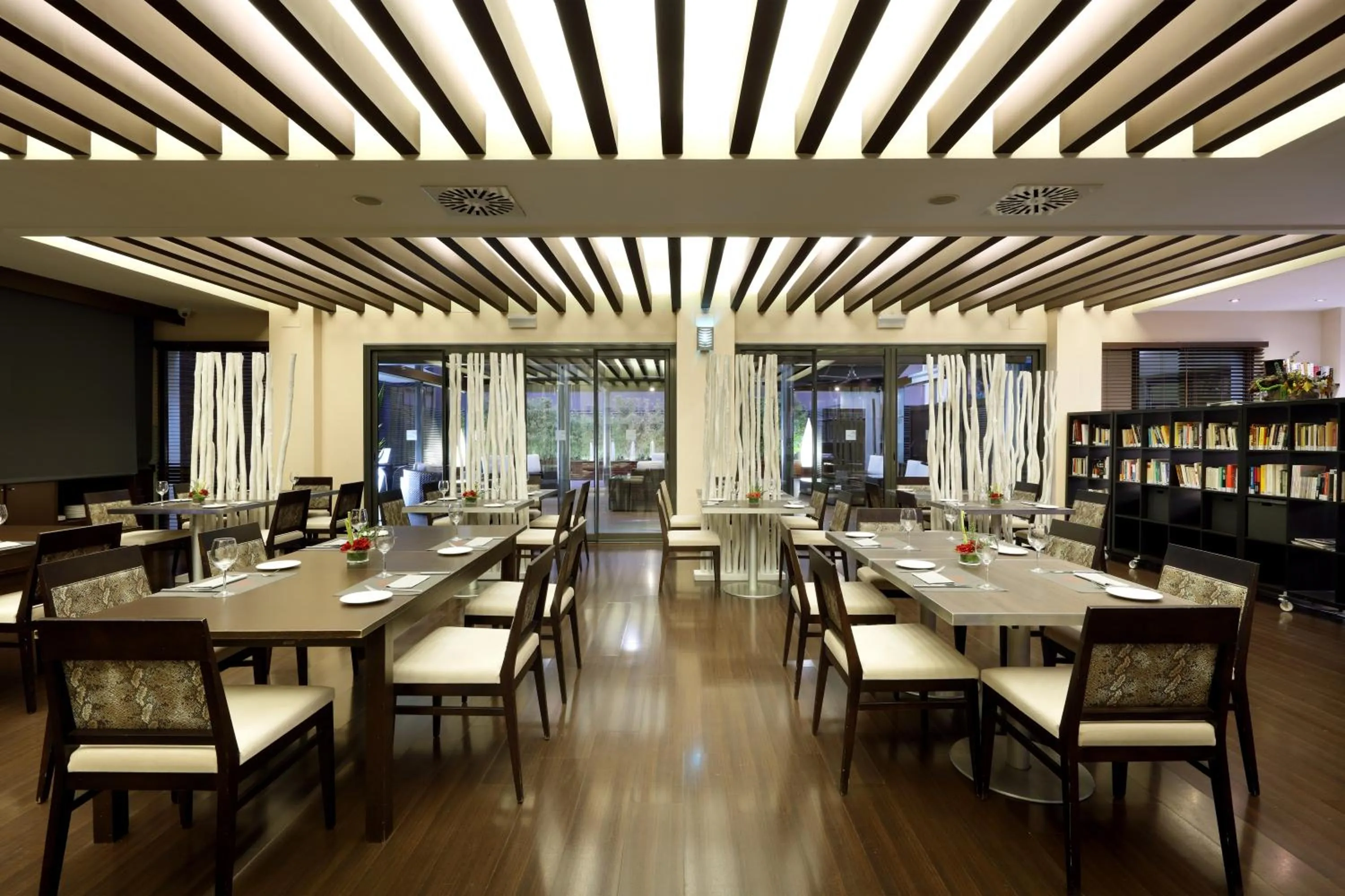 Restaurant/places to eat in Eurostars Centrum Alicante