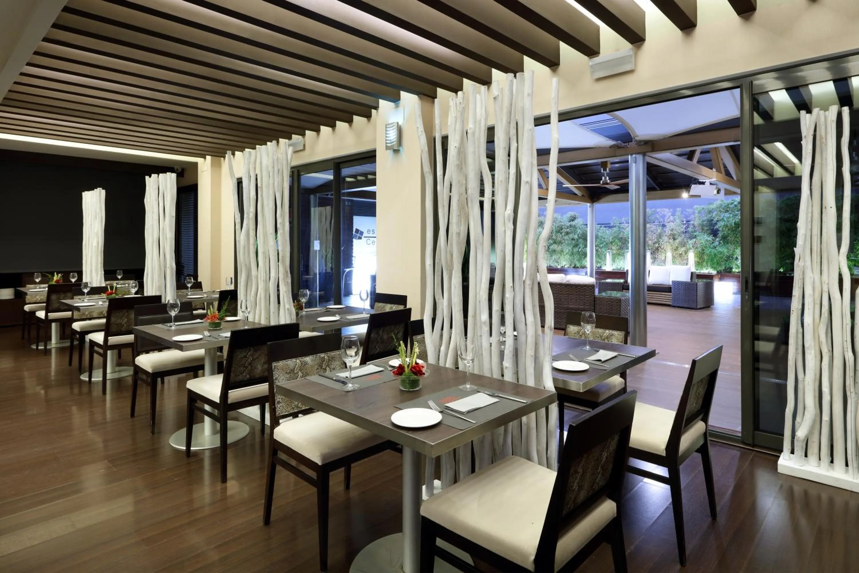 Restaurant/places to eat in Eurostars Centrum Alicante