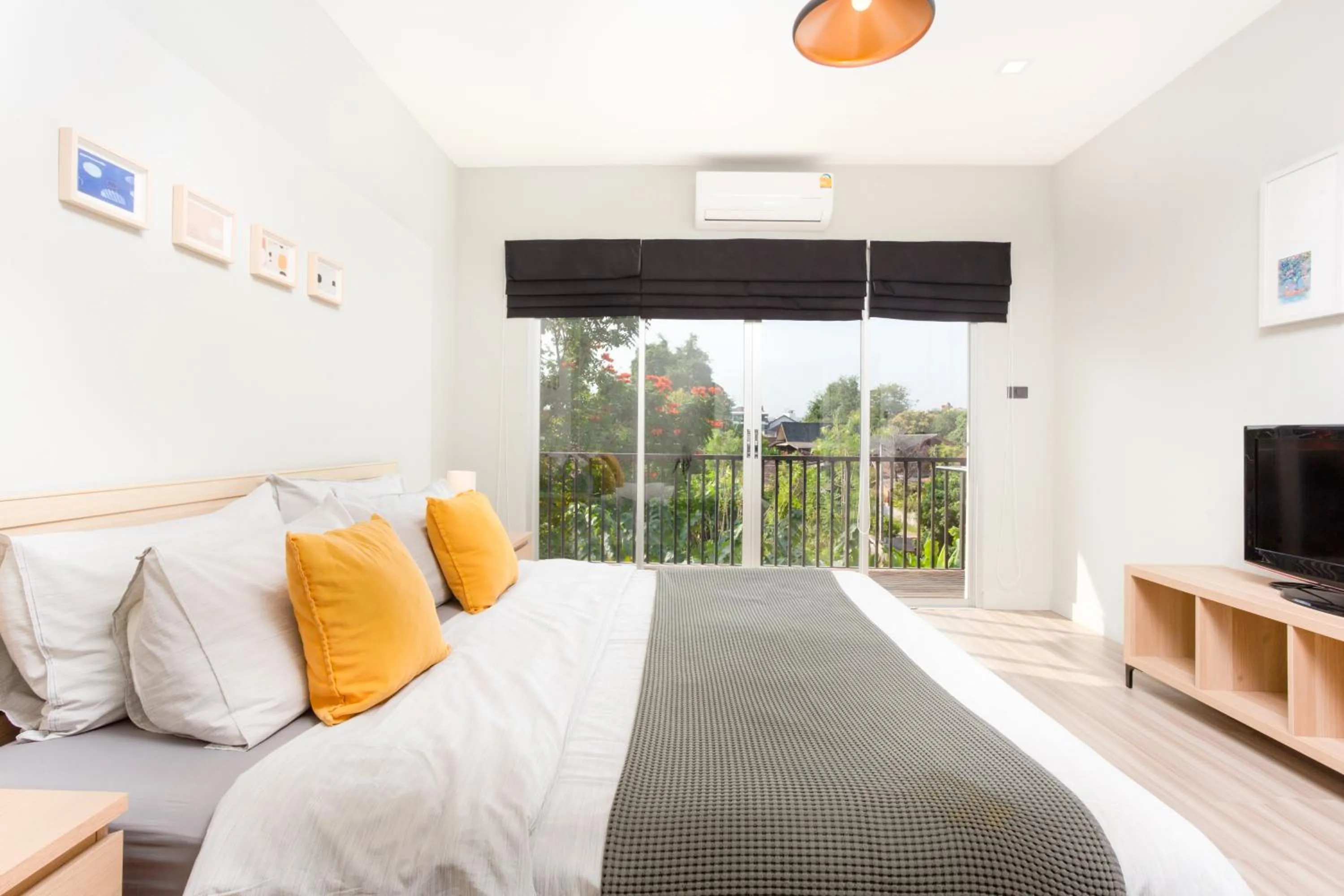 Bedroom, Bed in Studio 365 Serviced Apartments