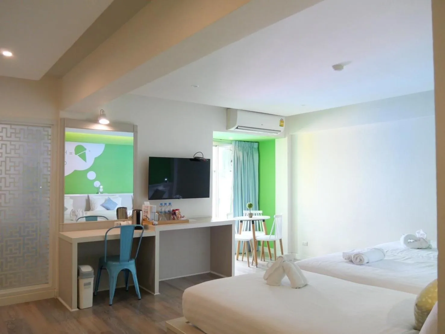 Balcony/Terrace, Bed in The Tint At Phuket Town - SHA Plus