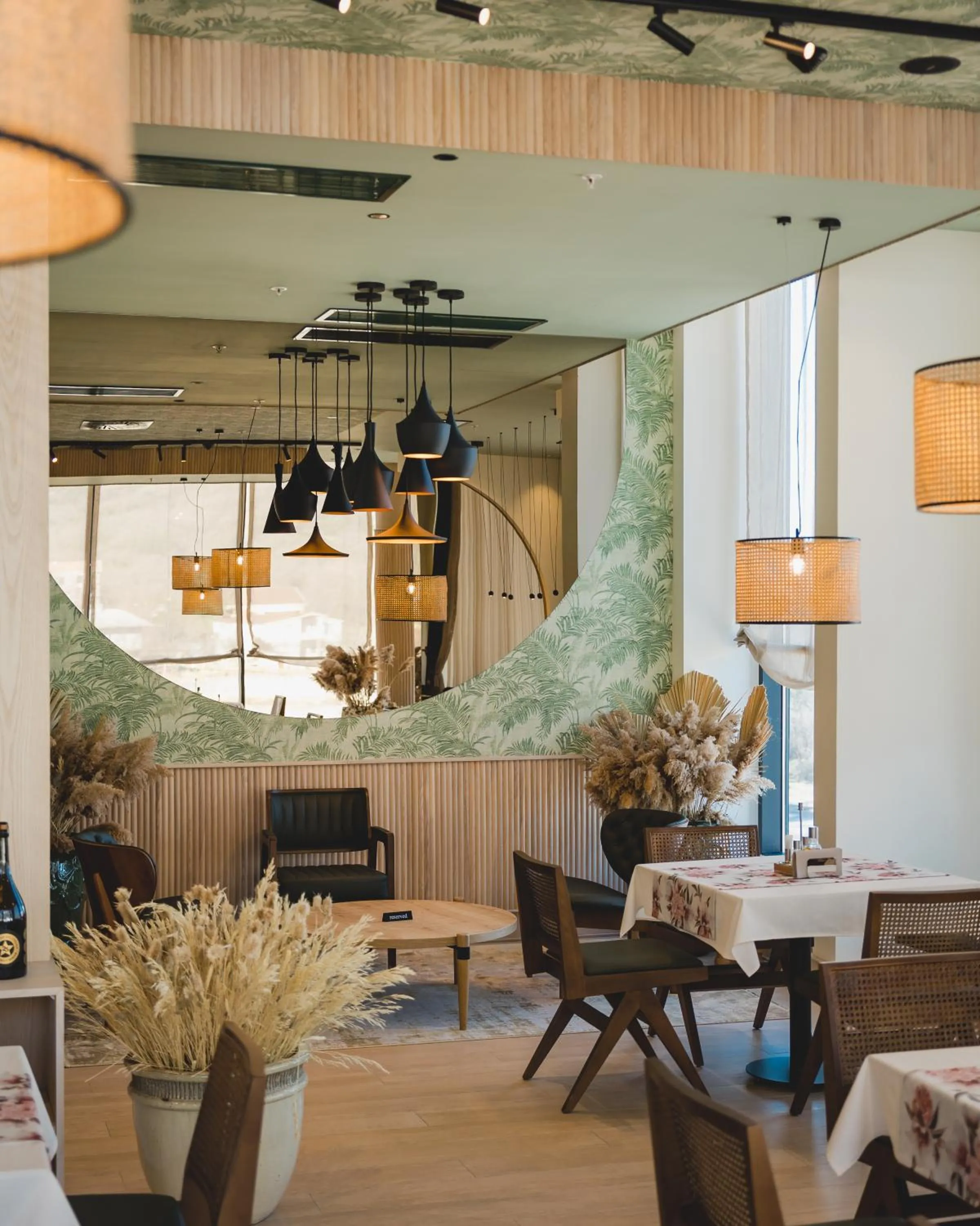 Restaurant/places to eat in Hotel Aurel Coast