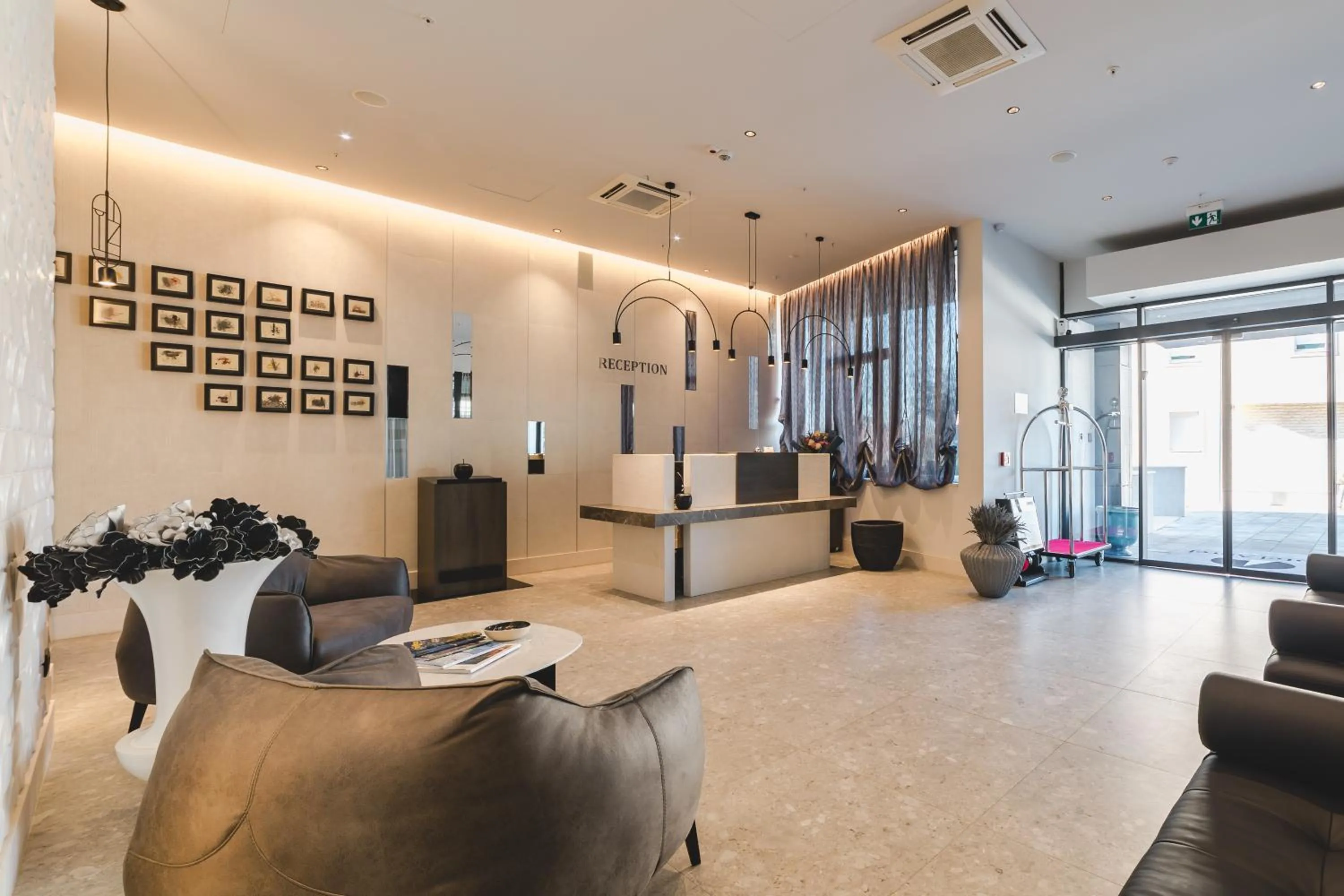 Lobby or reception in Hotel Aurel Coast